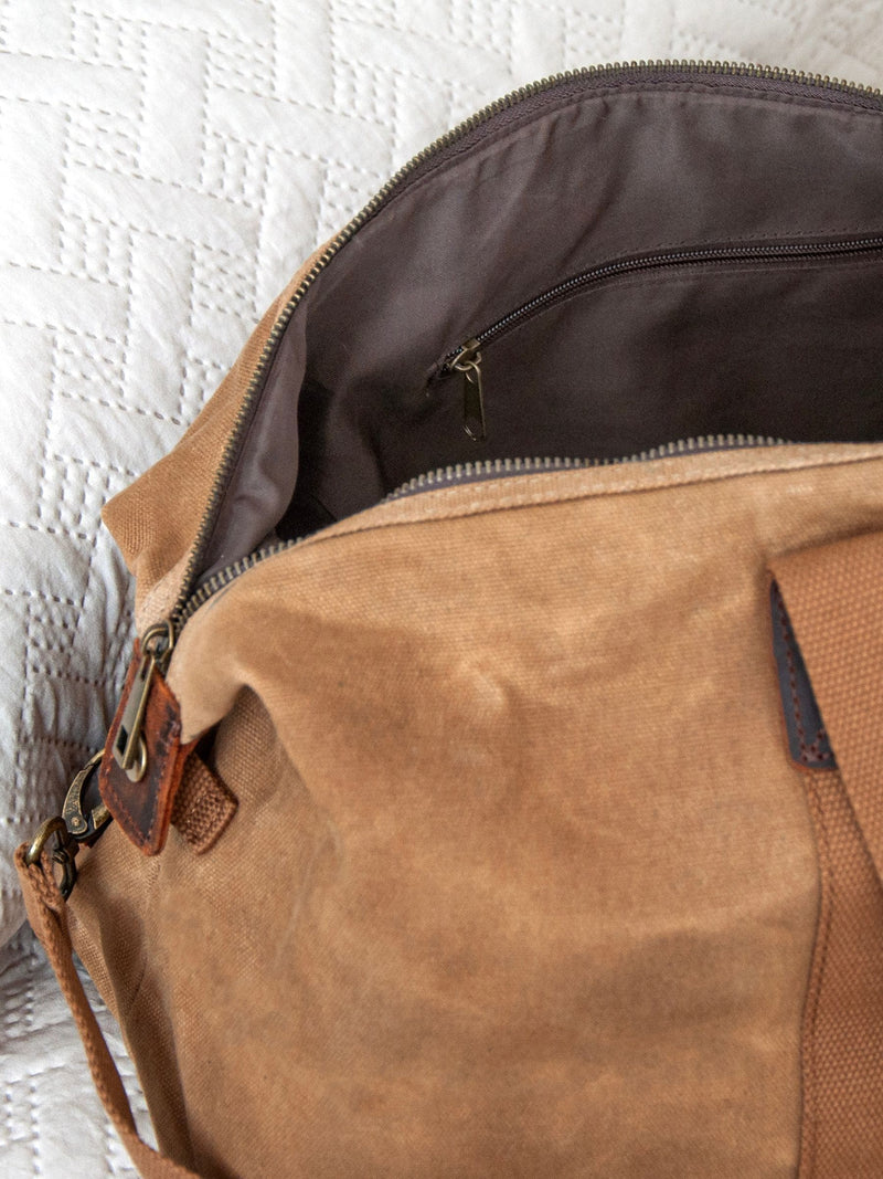 Treat Republic personalised luxury waxed canvas holdall 19L, UK version