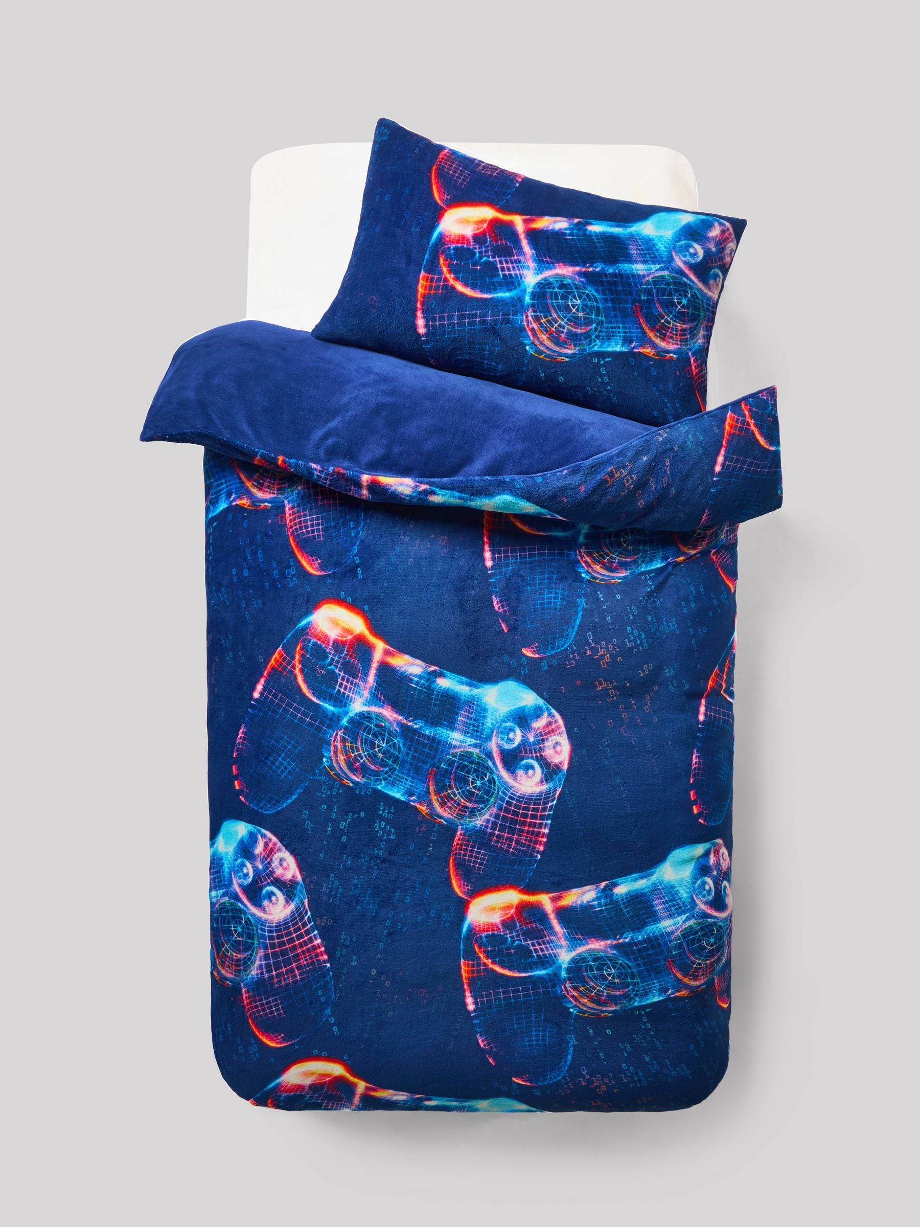 Blue gamer cosy fleece duvet cover and pillowcase set - British product
