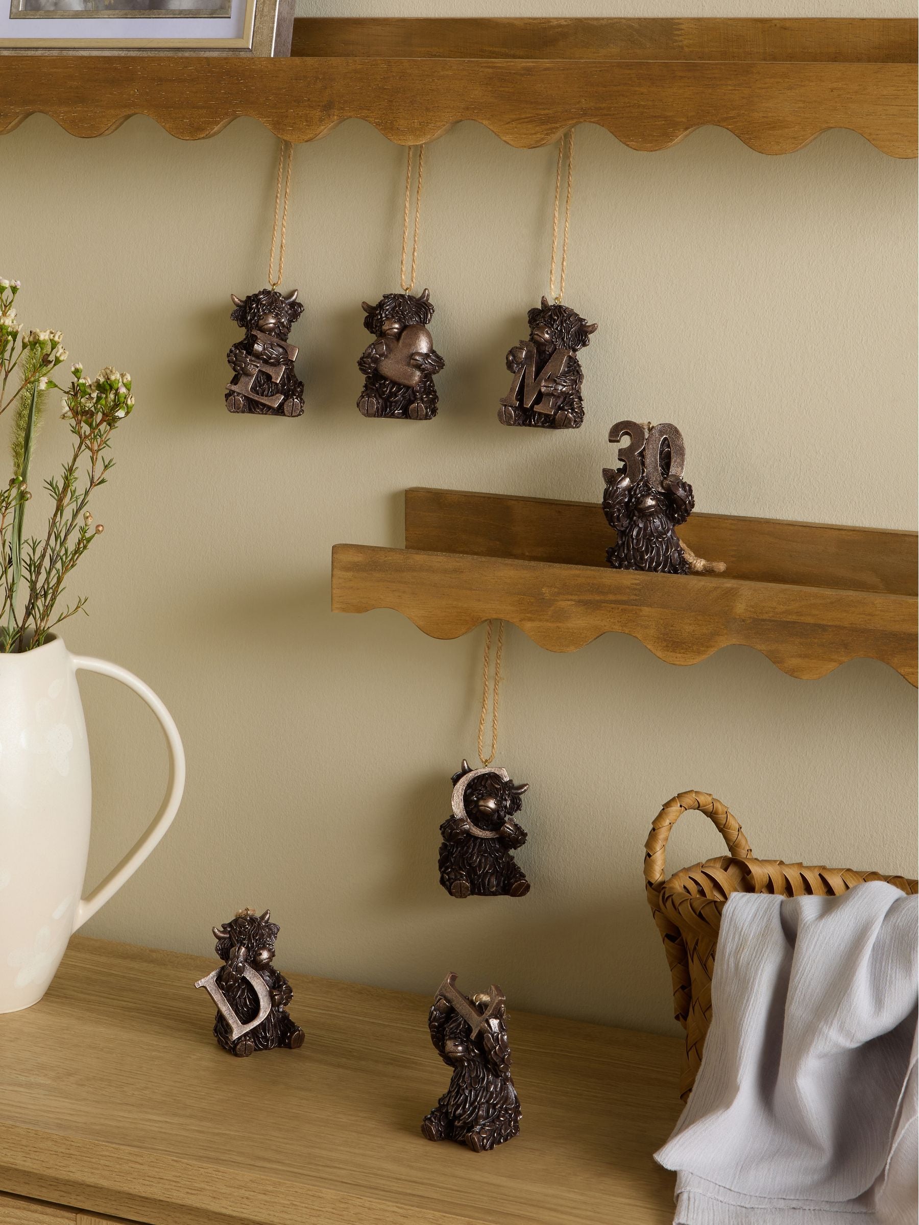 Hamish bronze Highland cow hanging decoration (British brand)
