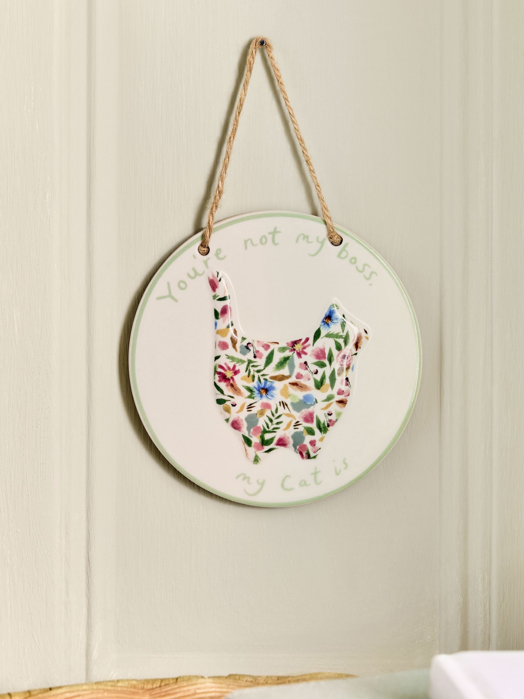 Ceramic cat person hanging decoration 12cm (British brand)