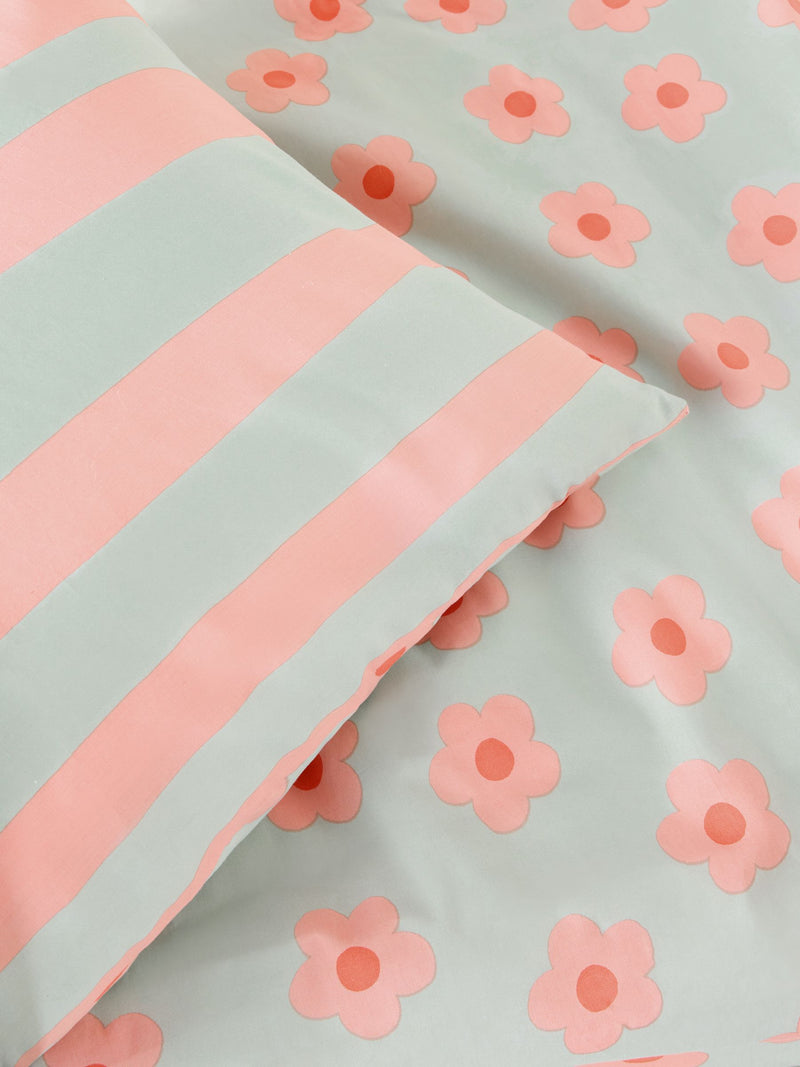 Sage Green Floral Duvet Cover and Pillowcase Set (British brand)