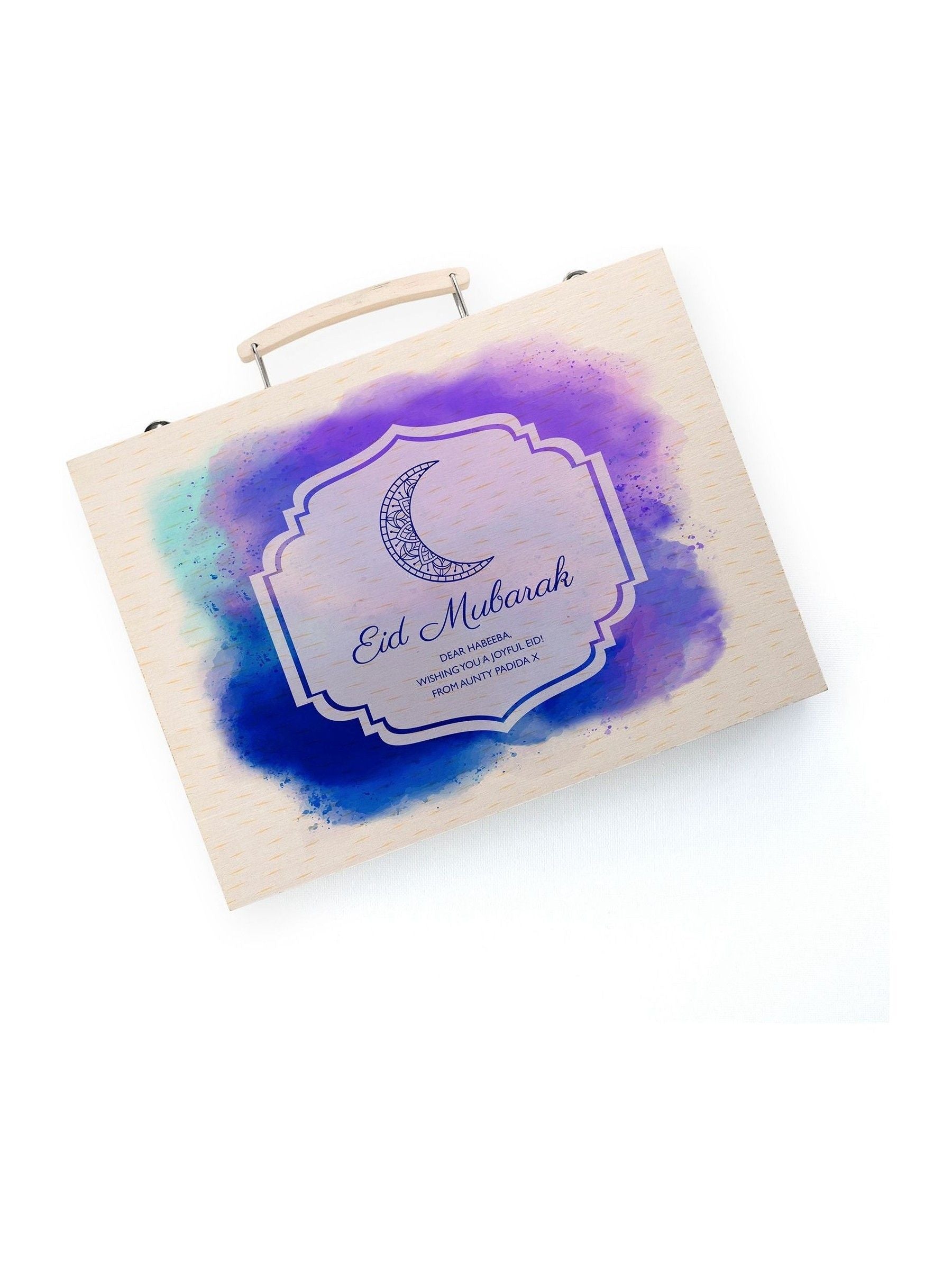 Treat Republic personalised wooden box with colouring set 28cm (British brand)