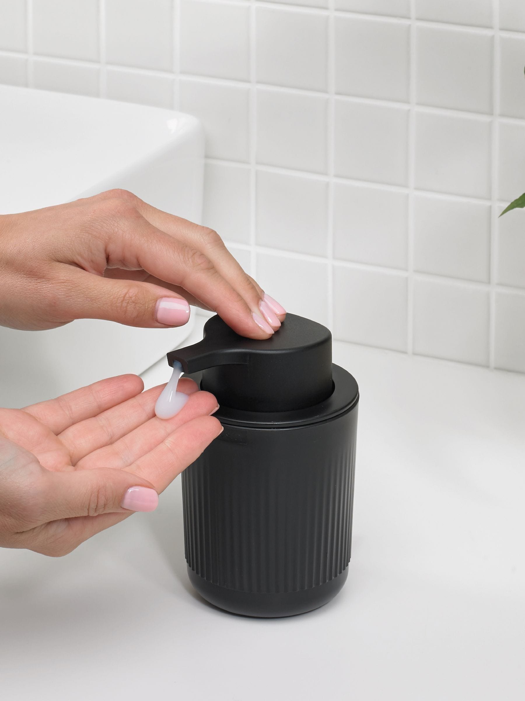 ReBorn graphite black bathroom caddy soap dispenser bundle (British brand)