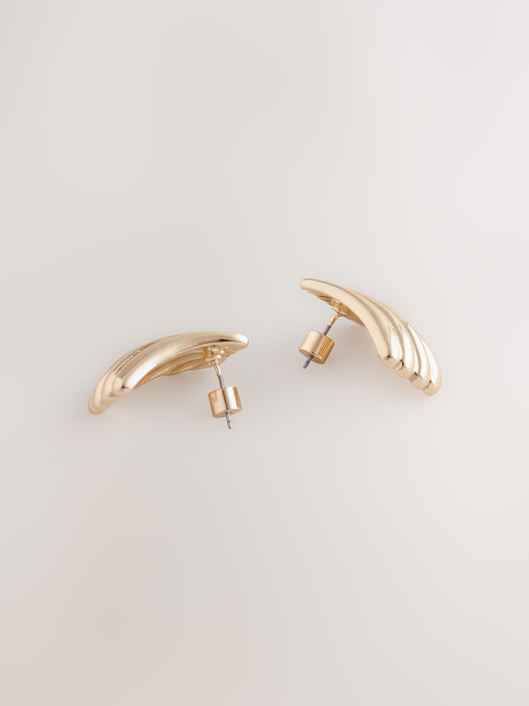 Gold tone oversized rectangle stud earrings, UK version