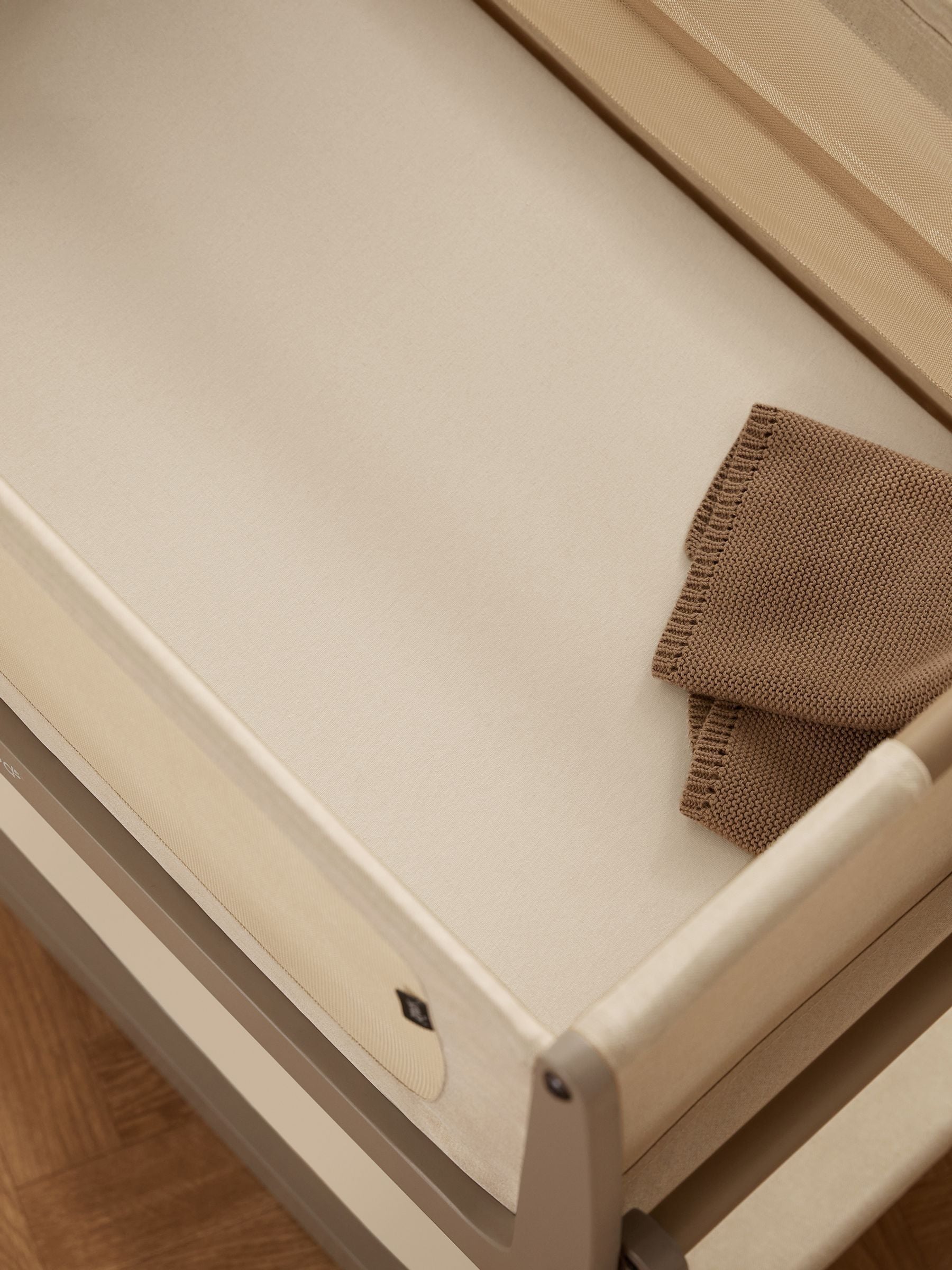 Snuz 2 Pack Sage Cross Crib Fitted Sheets