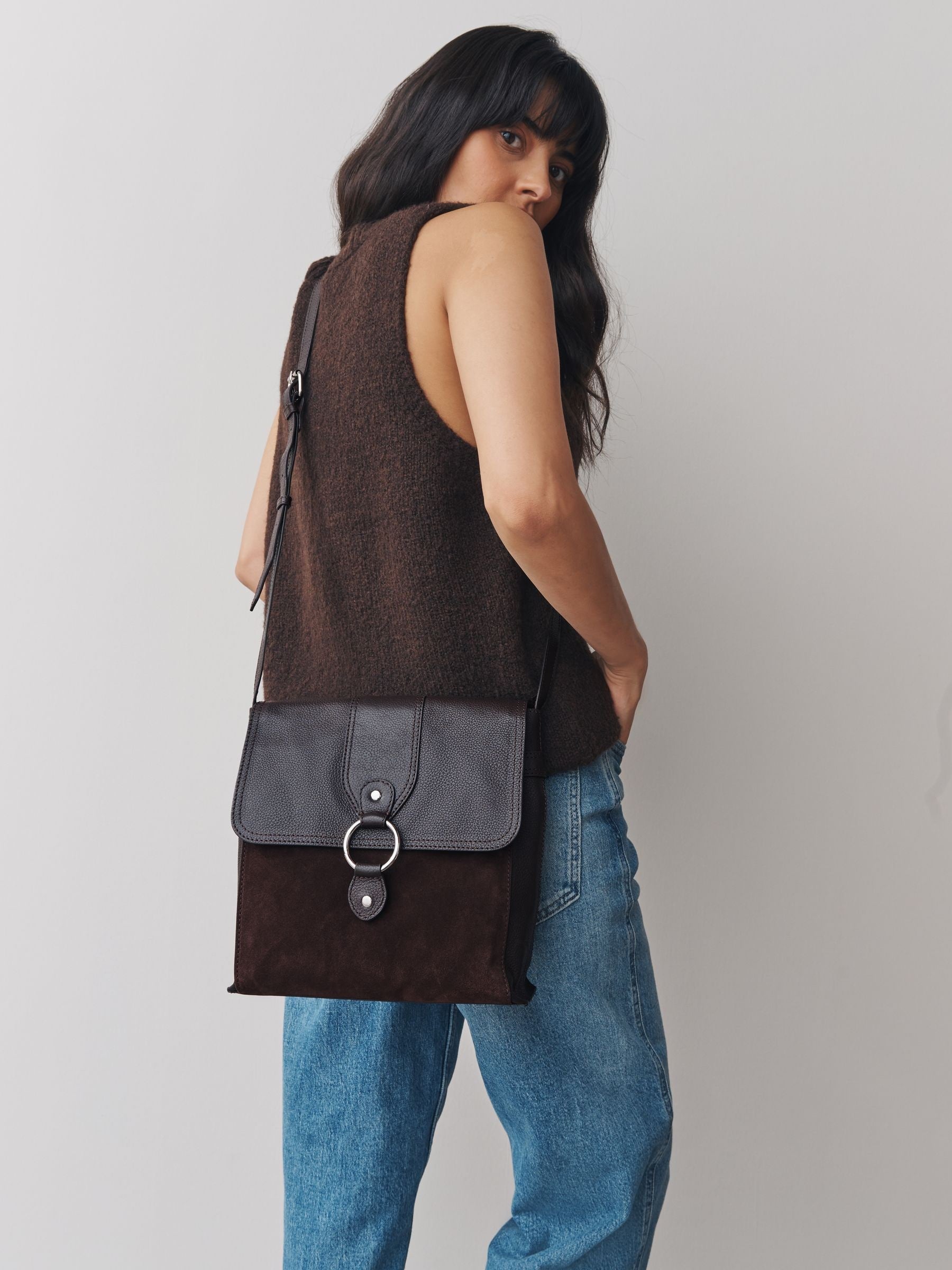 Chocolate Brown Leather Pocket Messenger Bag