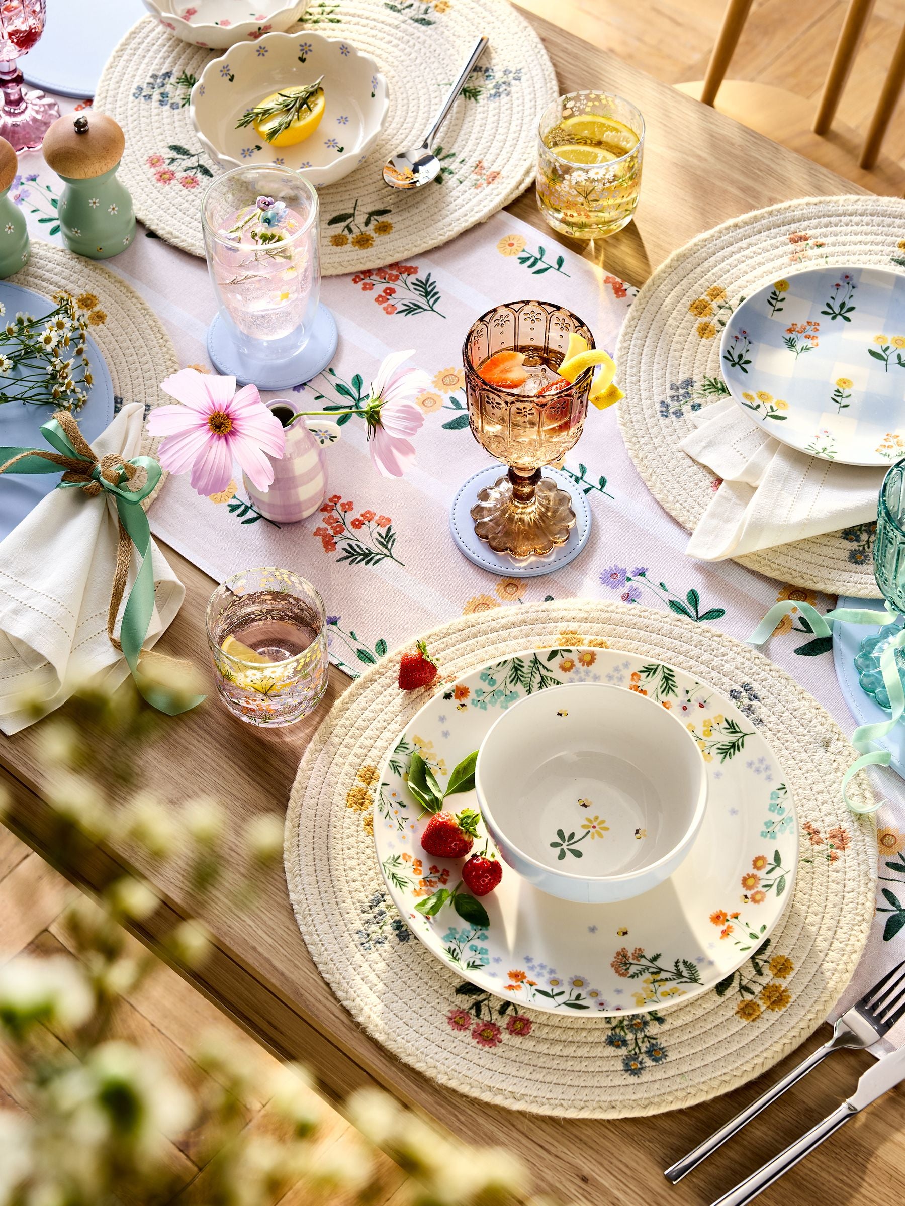 Maisie Floral 12-piece dinner set (British brand)