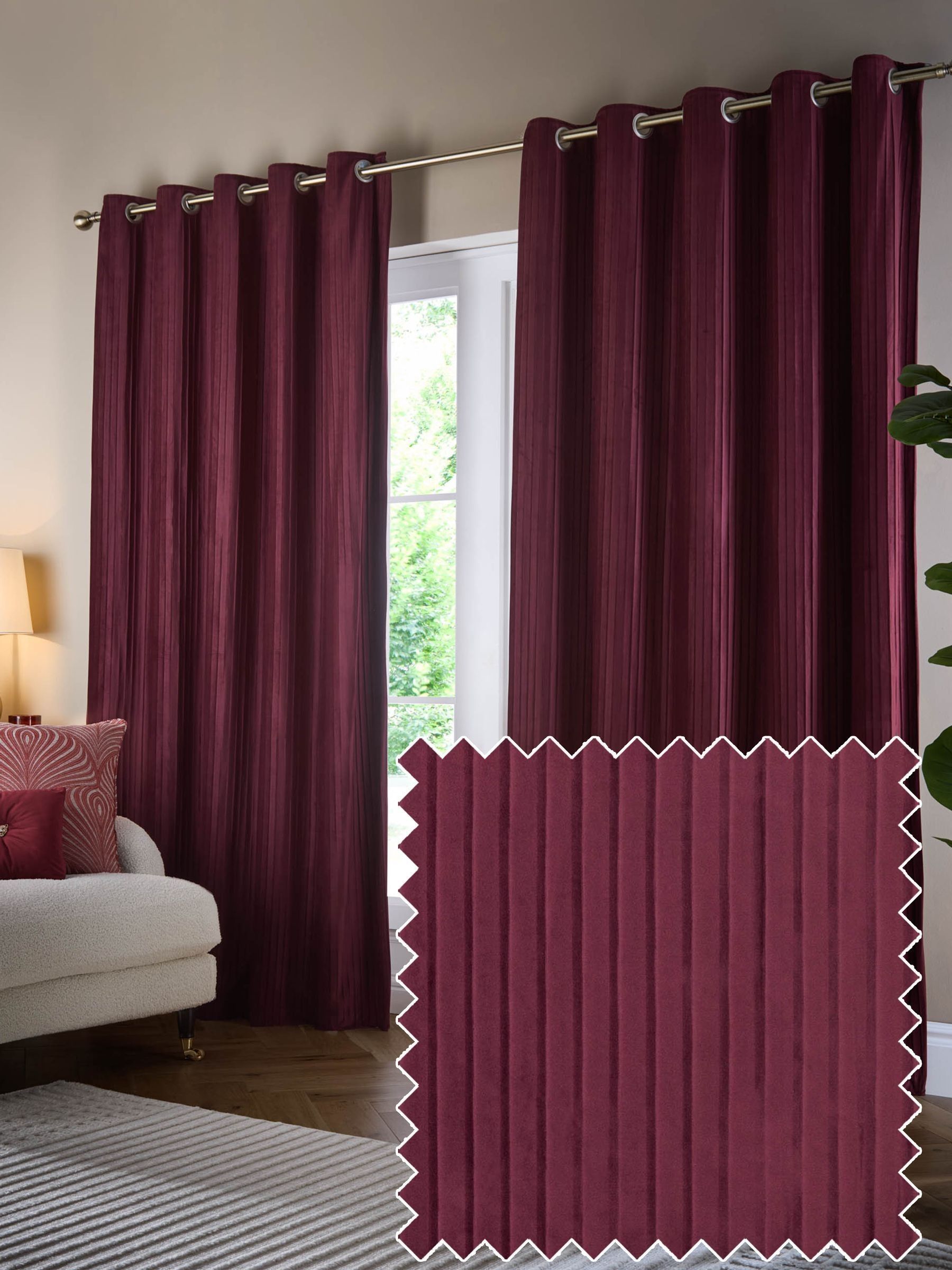 Paoletti Merlot Corinthian velvet curtain pair - British product