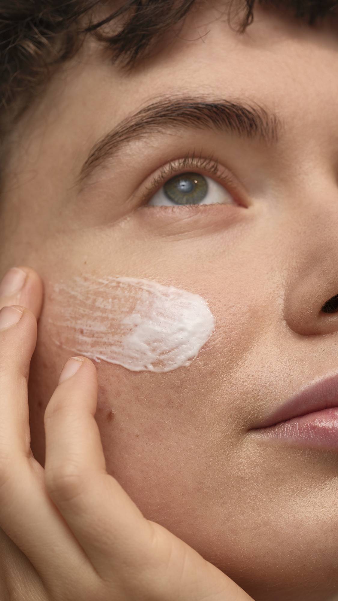 Lush Vanishing Cream preserved moisturiser for oily skin - British product