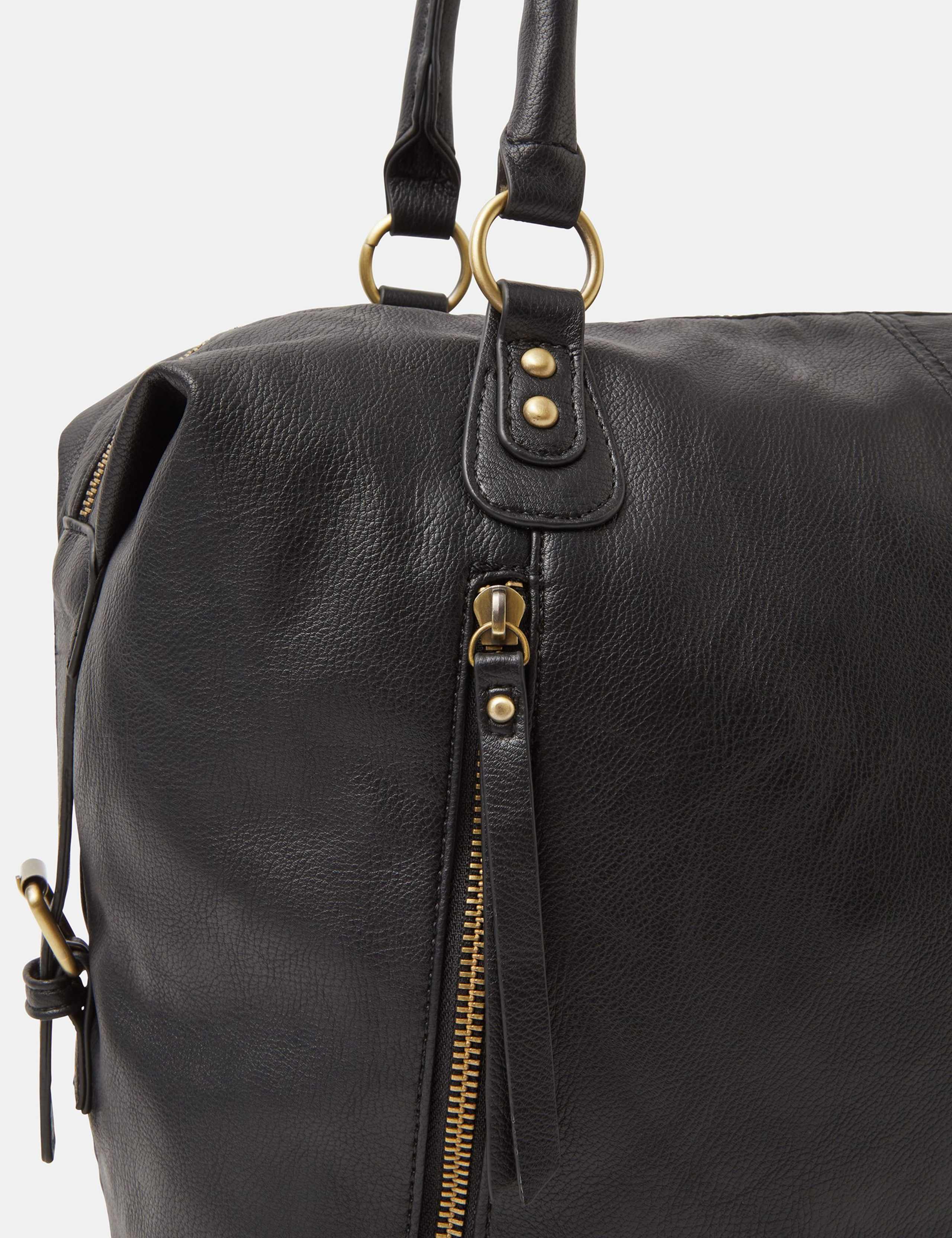 Accessorize faux leather shoulder bag with zip detail - British product