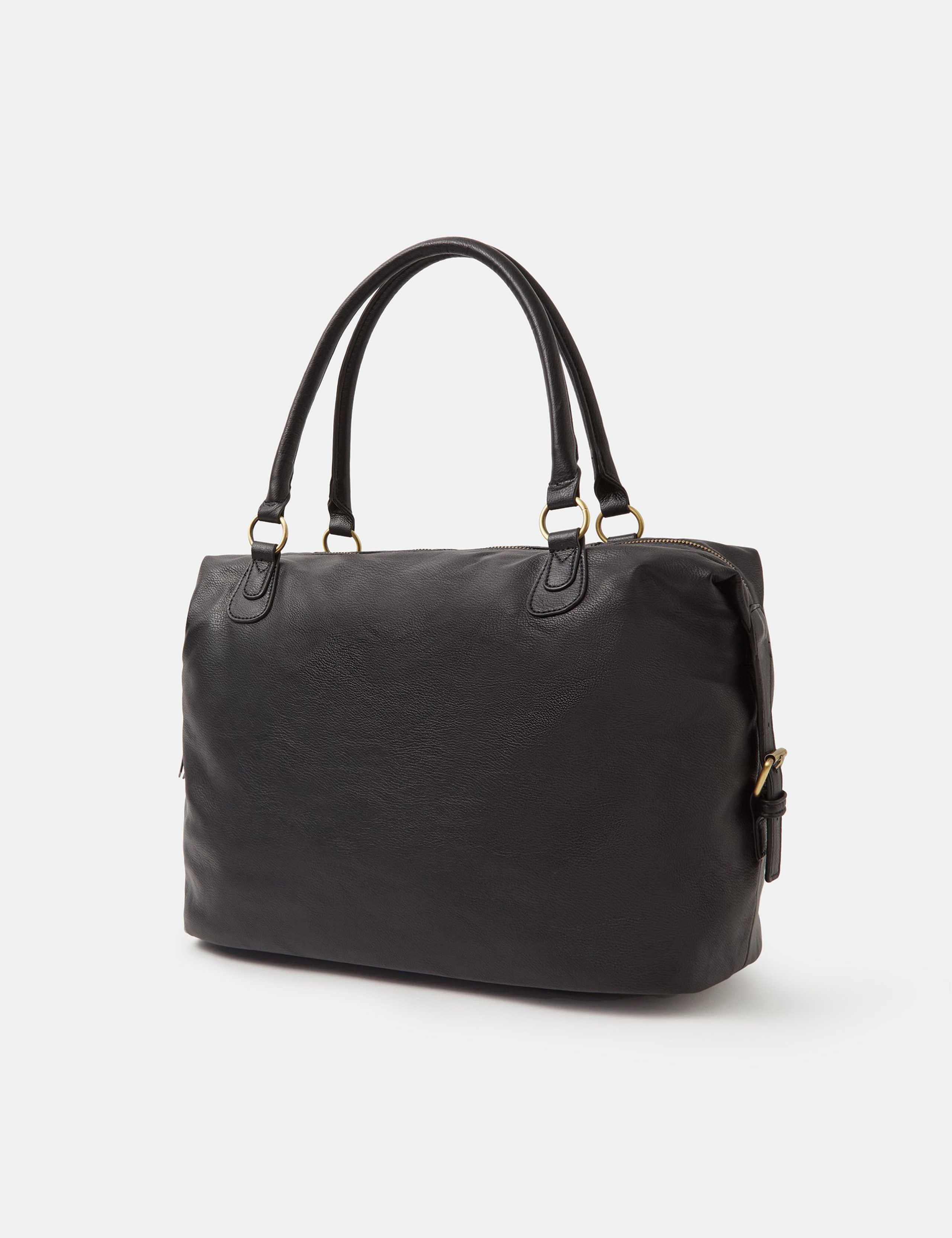 Accessorize faux leather shoulder bag with zip detail - British product