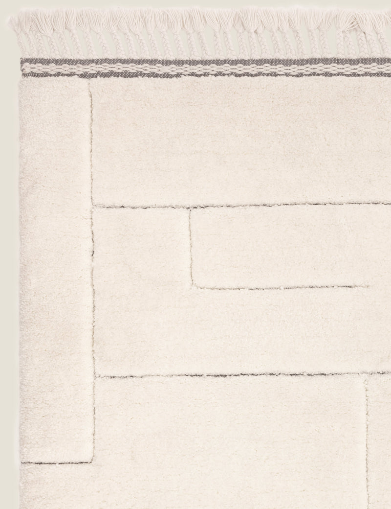 Asiatic Fes rug shaggy pile geometric pattern, imported from the UK