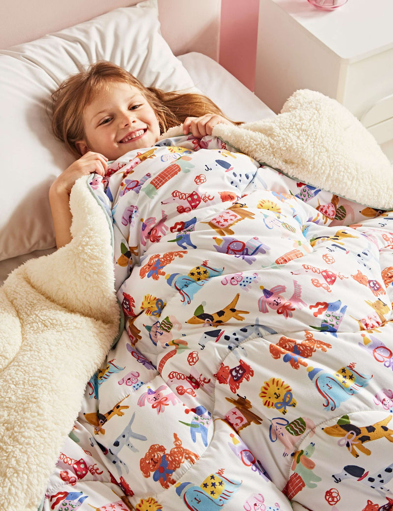 Night Lark fleece throw Happy Dogs print 135x200cm, UK version