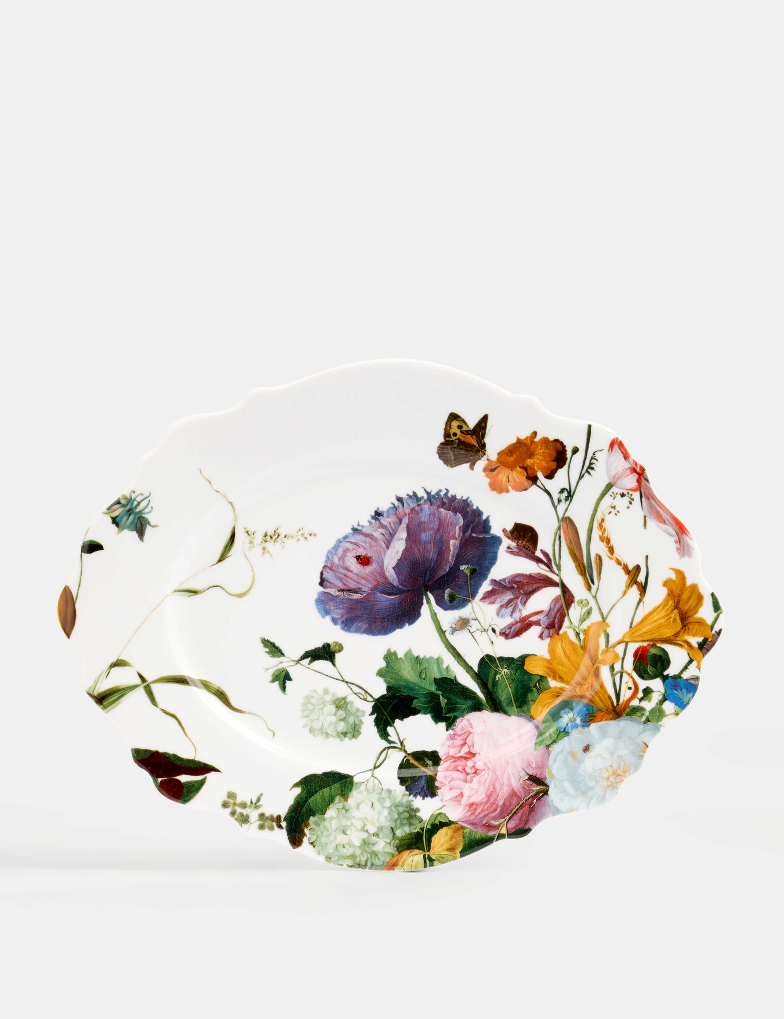 Porzellanteller mit Blumenmuster