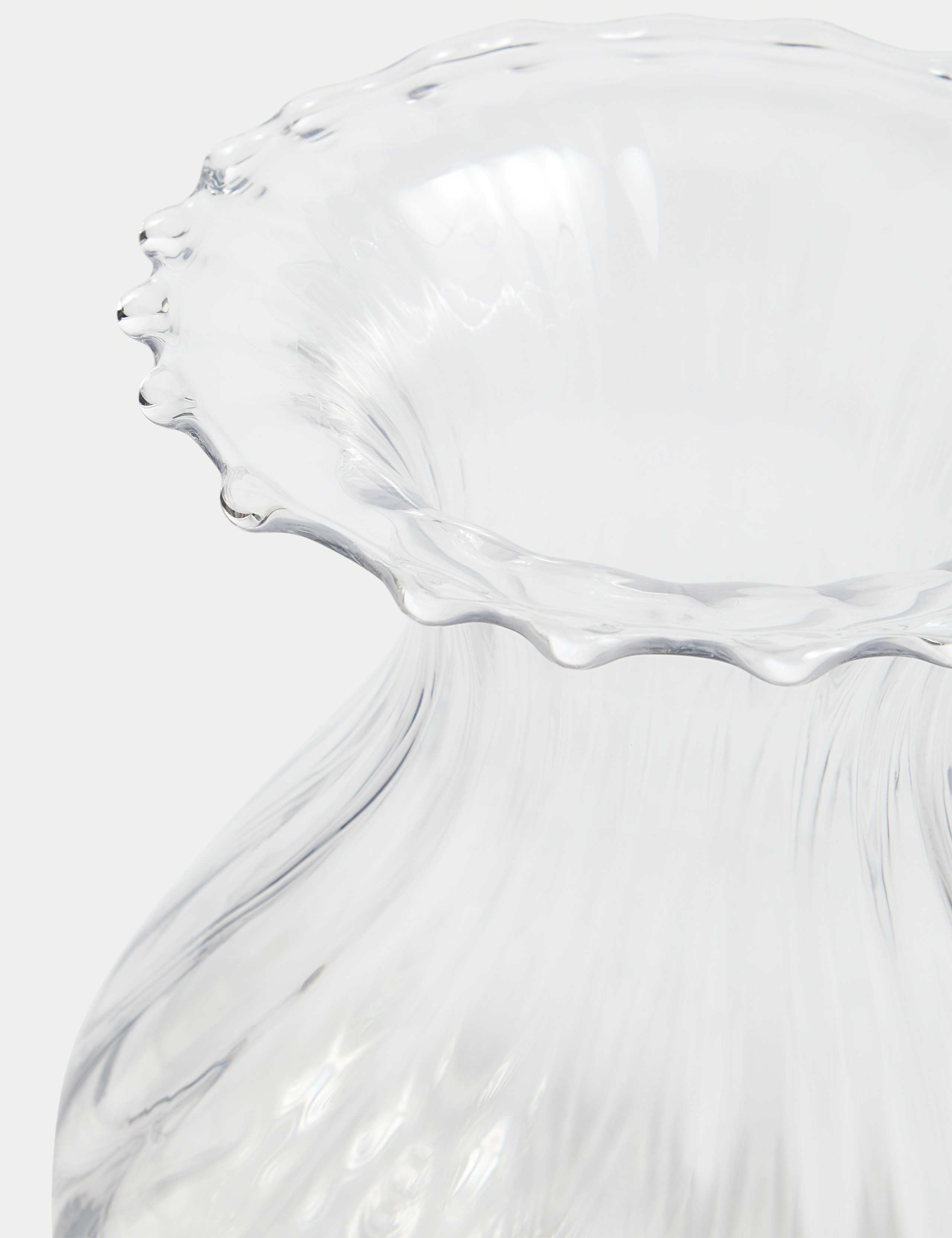 Fluted glass vase with wavy rim 25cm height - British product