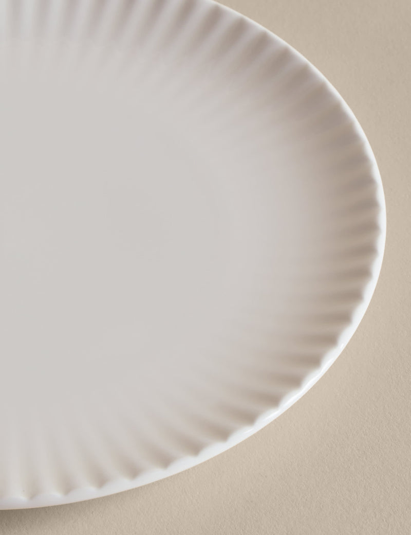 Fluted Hampton side plate 20.5 cm, UK version