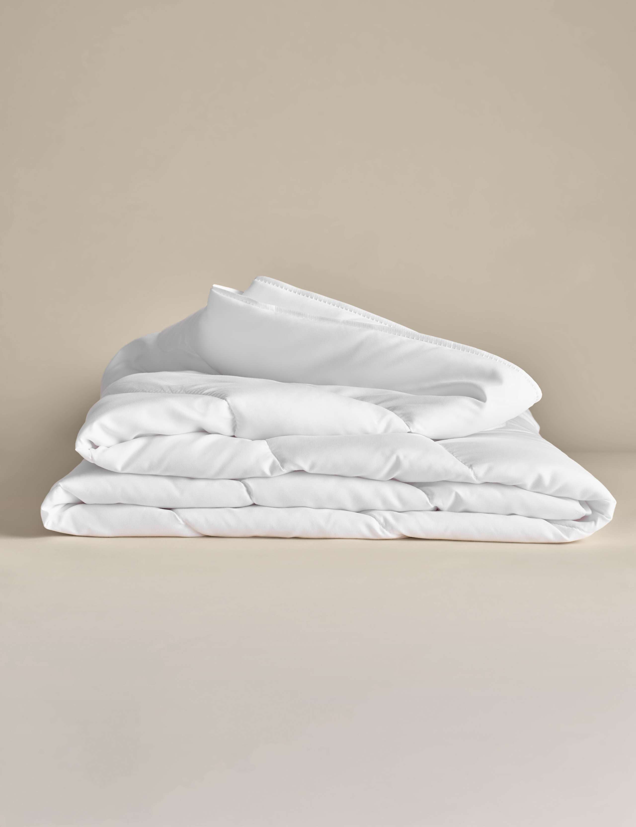 Fresh & Cool 2.5 Tog Duvet - British product