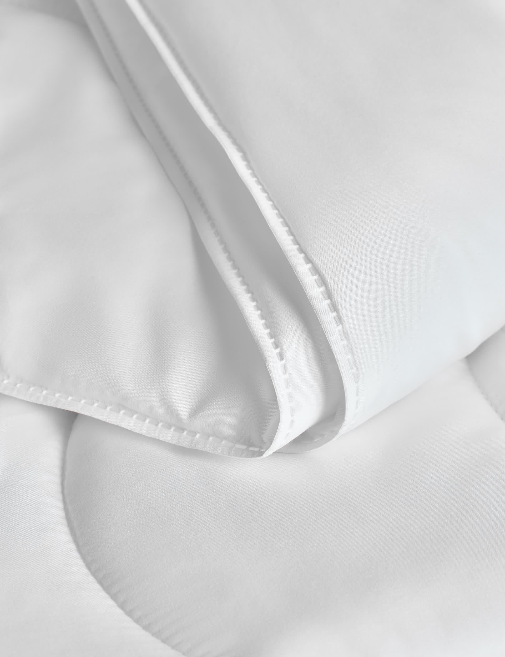 Fresh & Cool 2.5 Tog Duvet - British product