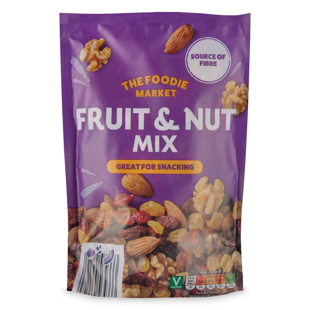Fruit and nut mix with almonds, walnuts, raisins and cranberries - British product