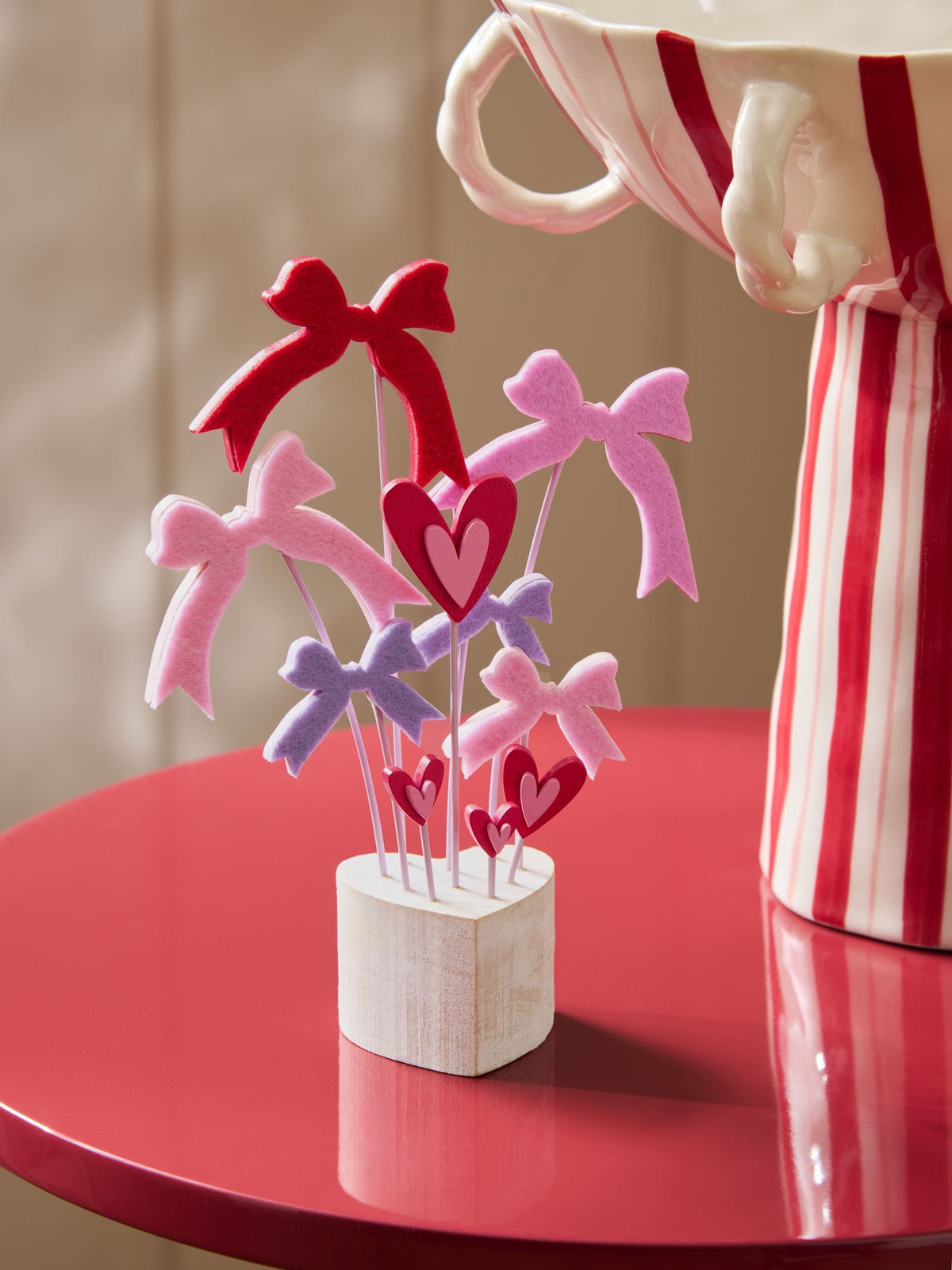 Pink felt bow and heart ornament (British brand)