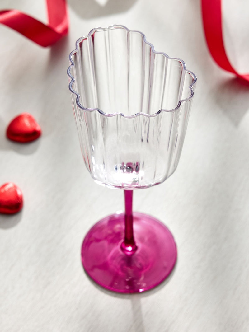 Pink scalloped heart wine glasses set of 2, UK version