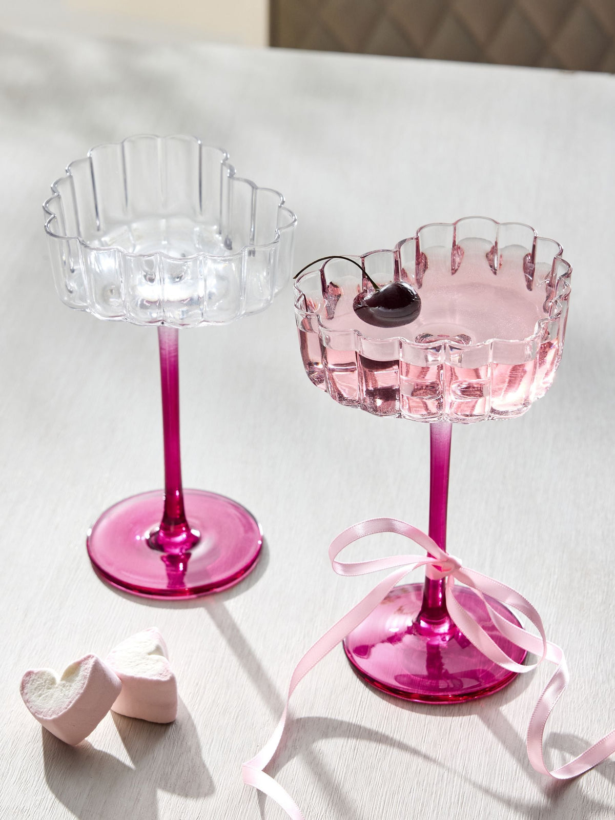 Pink scalloped heart cocktail glasses set of 2, 16.5cm (British brand)