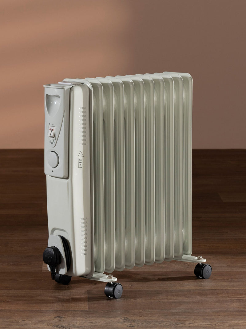 Daewoo oil filled radiator white 2500W, imported from the UK