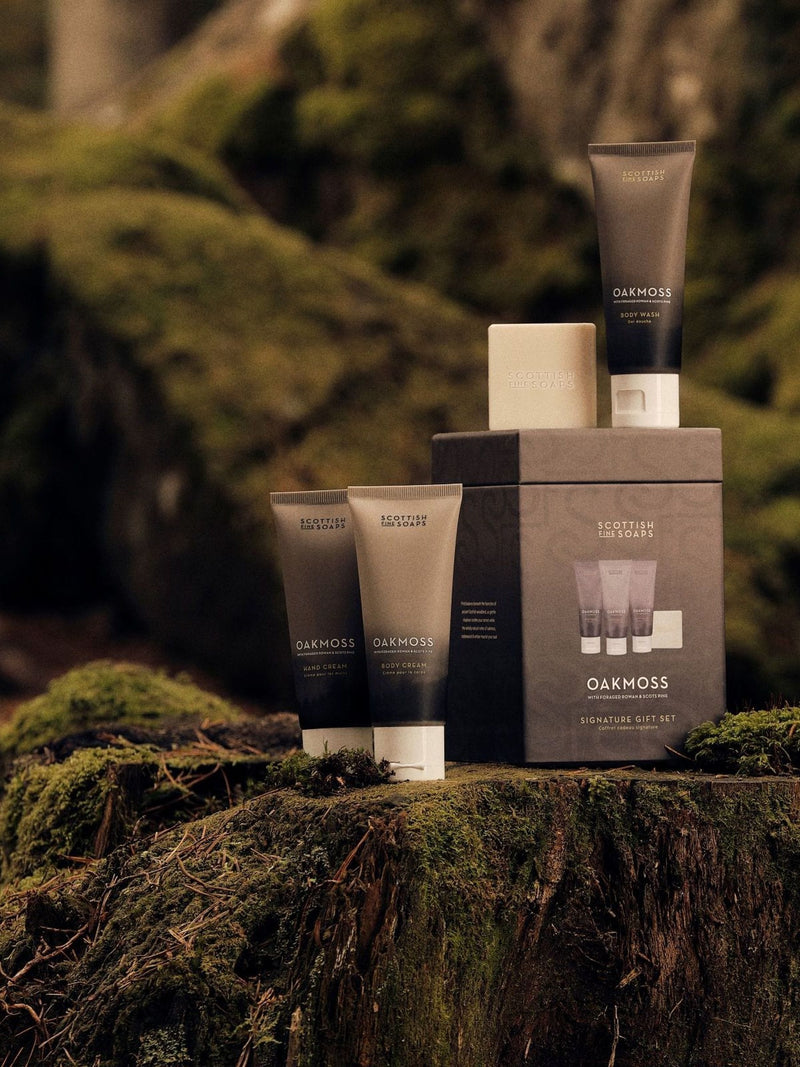 Scottish Fine Soaps Oakmoss gift set (British brand)