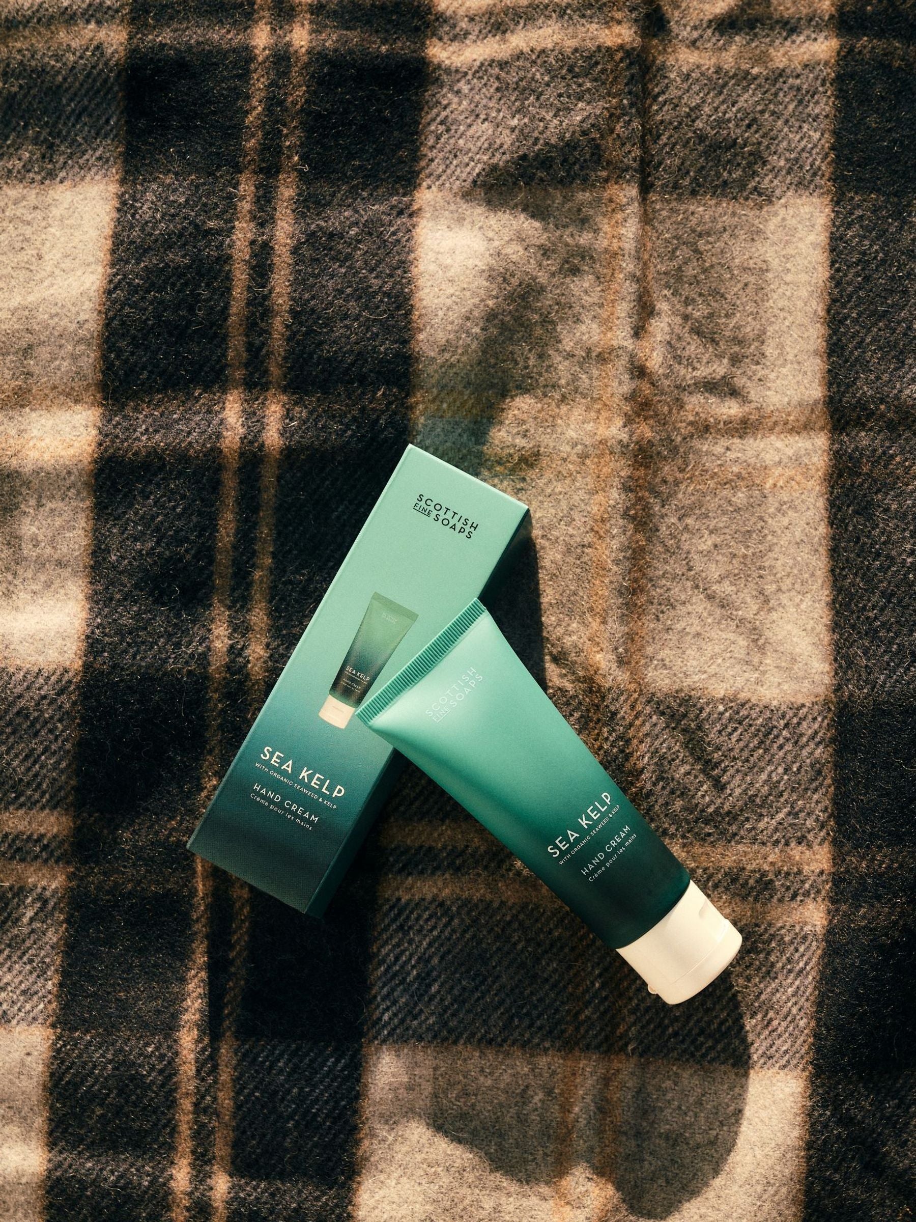 Scottish Fine Soaps Multi Sea Kelp hand cream 75ml (British brand)