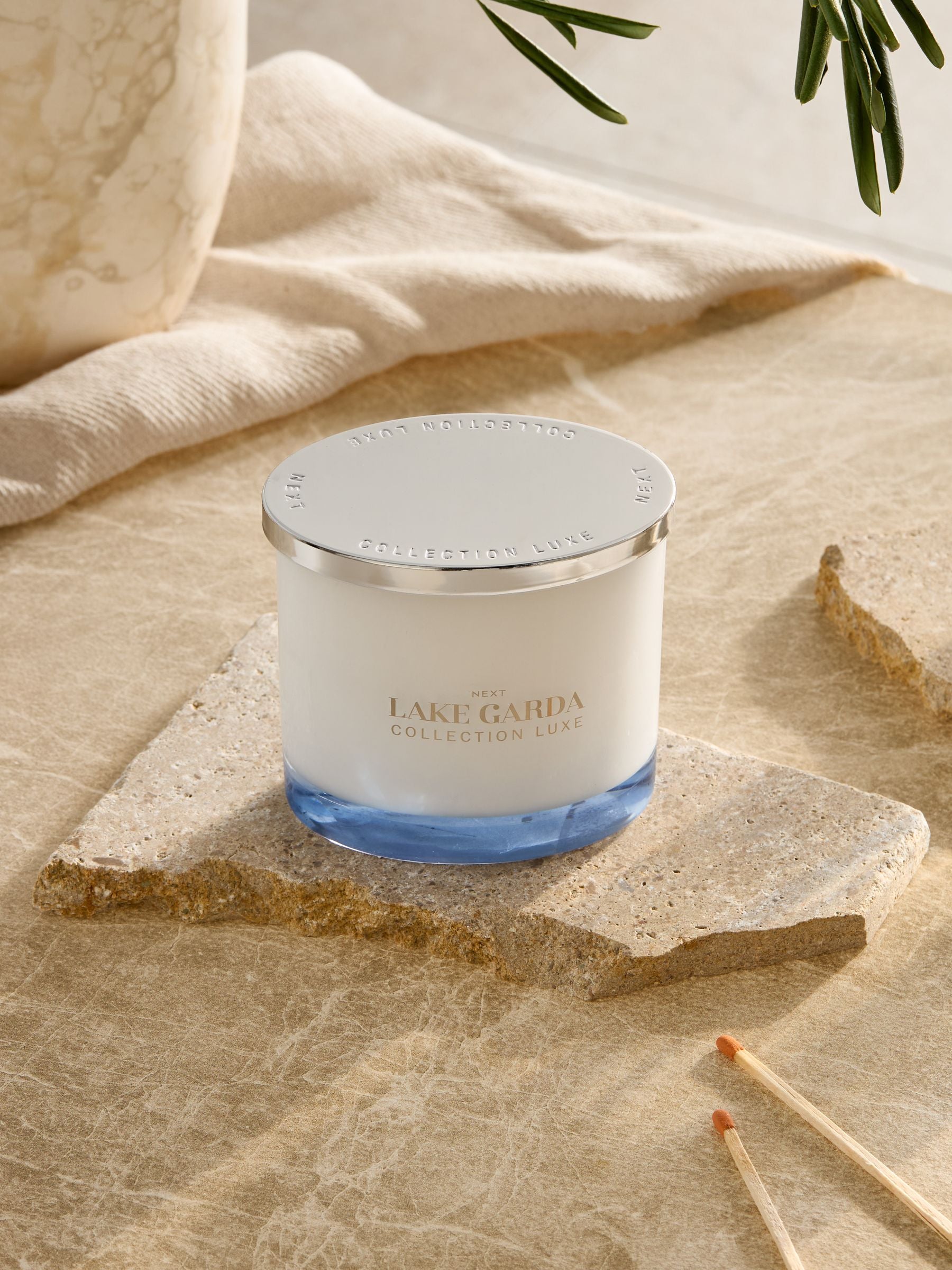 Collection Luxe lemon balm & grapefruit 2-wick candle, imported from UK