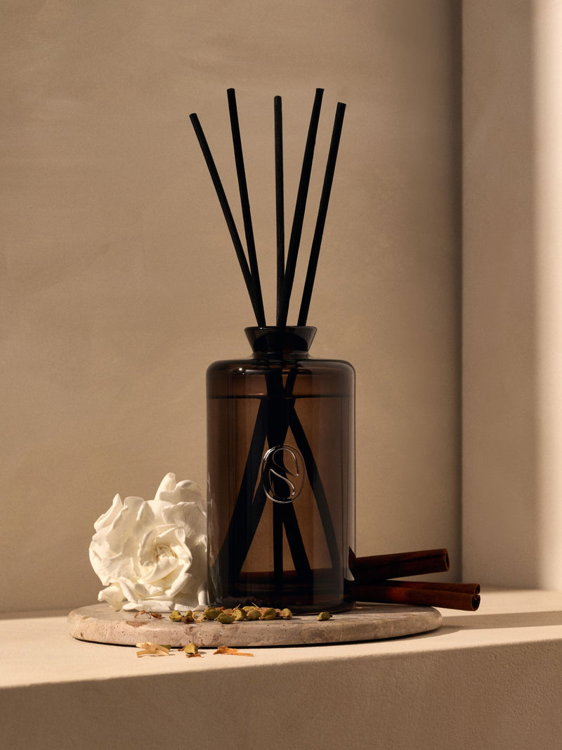 Embrace Brown Cardamom & Sandalwood reed diffuser 400ml, UK version