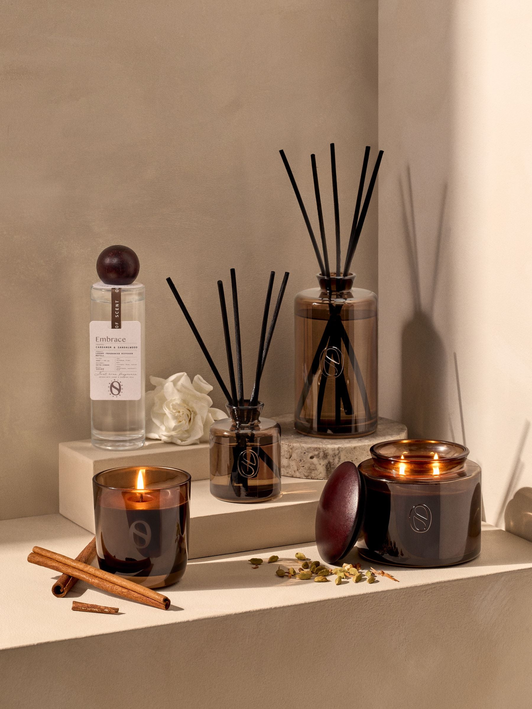 Embrace Brown Cardamom & Sandalwood reed diffuser 400ml, UK version