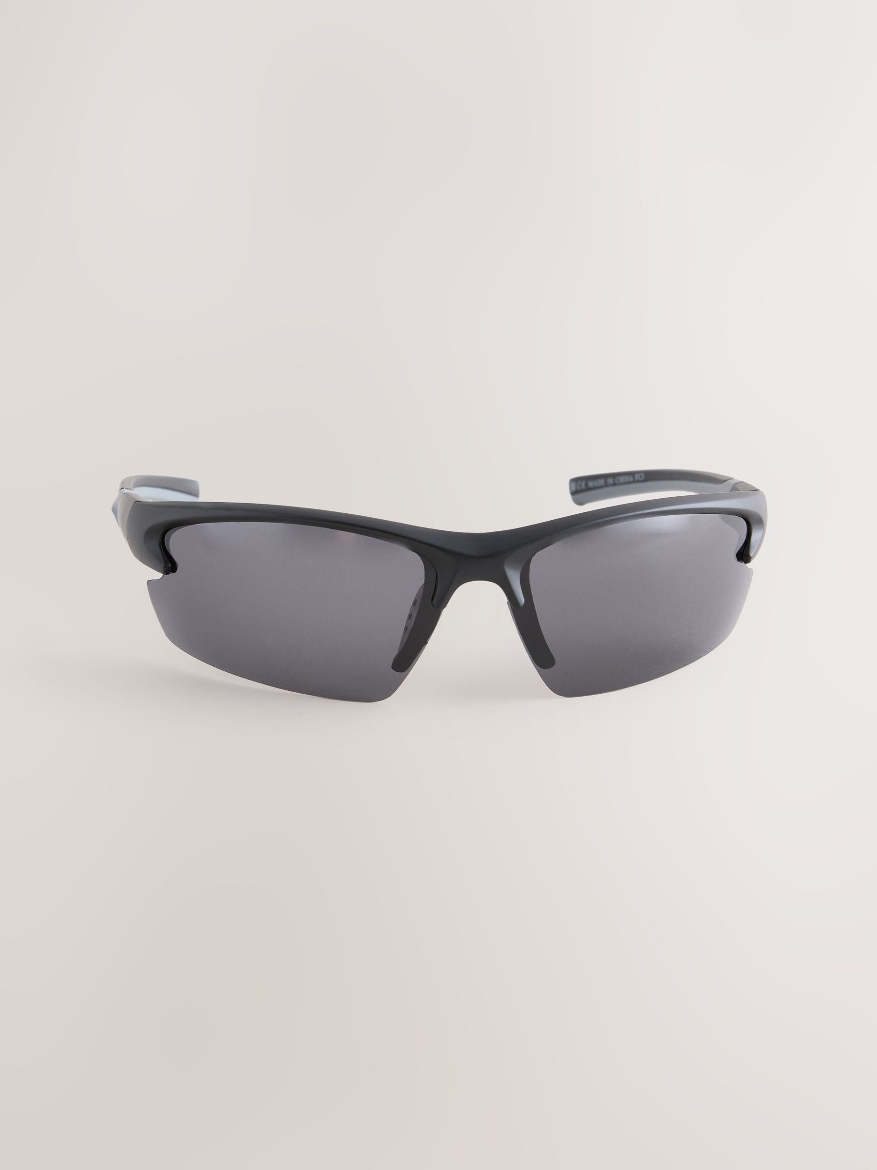 Sport wrap polarised sunglasses black, imported from the UK