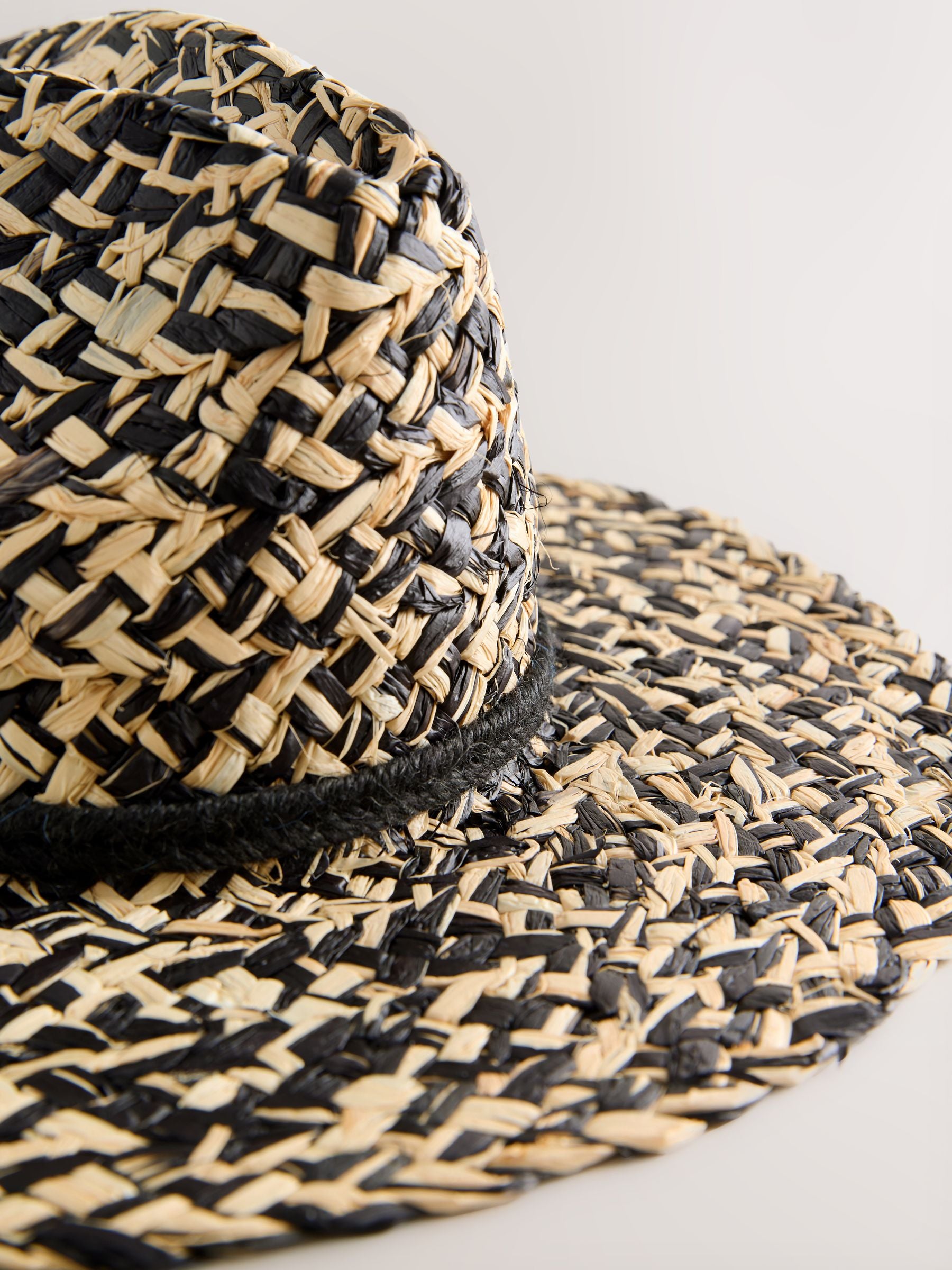 Monochrome twisted straw Panama hat, UK version