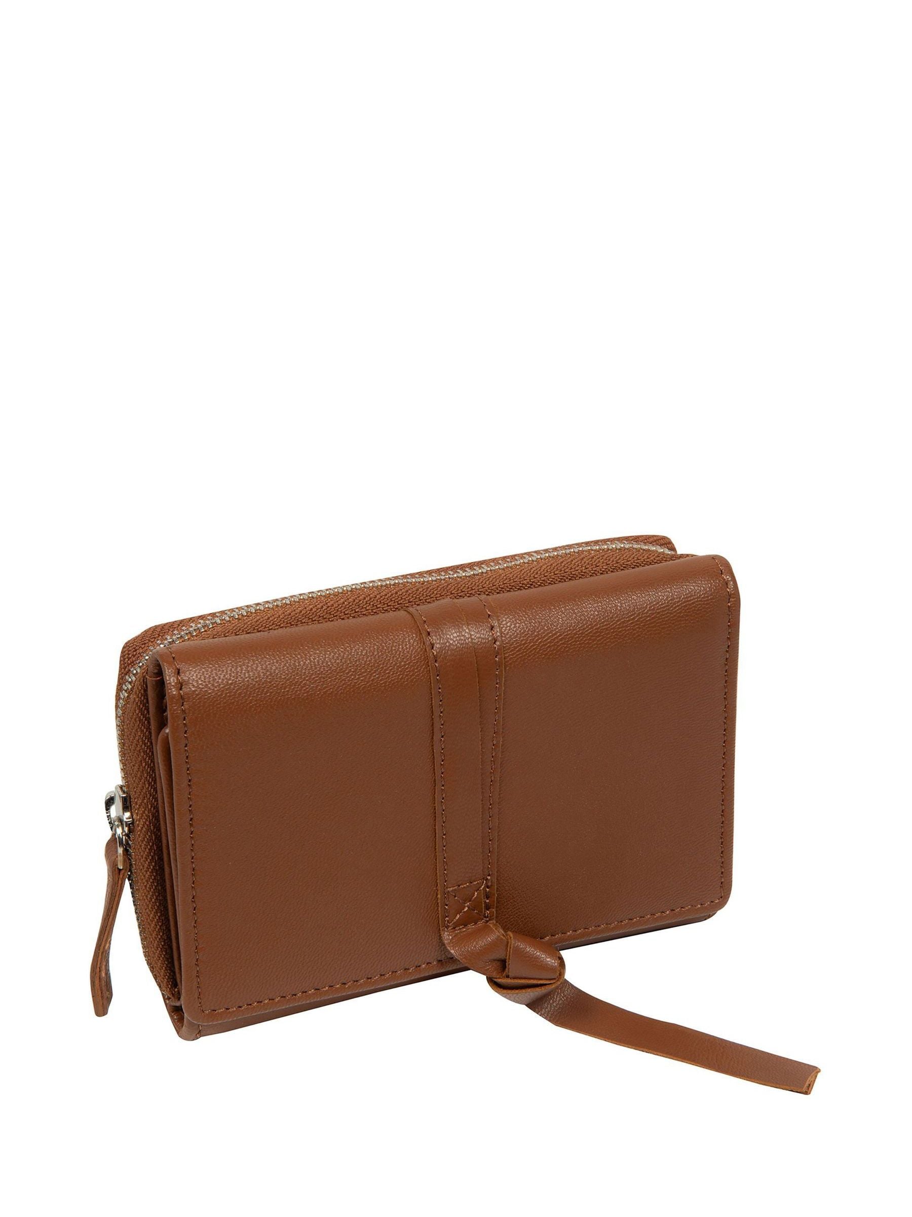 Pure Luxuries London Brown Hailey leather purse, UK version