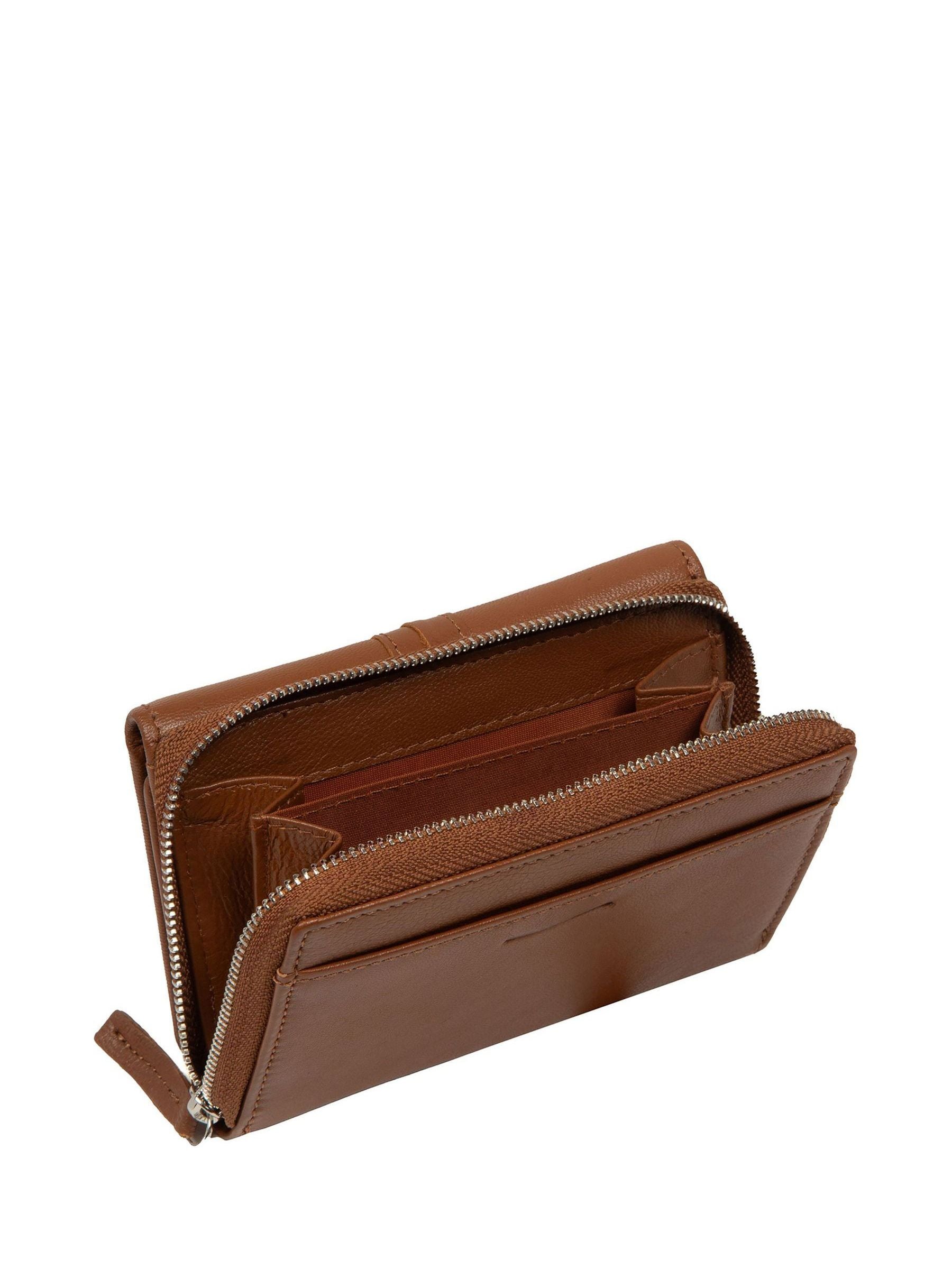 Pure Luxuries London Brown Hailey leather purse, UK version