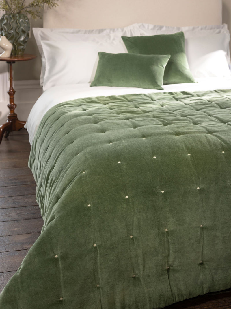 Christy Hazelnut Jaipur Velvet Quilted Throw 140 x 200 cm