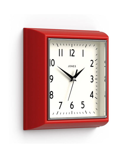 الساعة التالية ساعة حائط مربعة كلاسيكية مستوحاة من الطراز القديم باللون الأحمر من Jones Clocks - اشترِ عبر الإنترنت من McGrocer