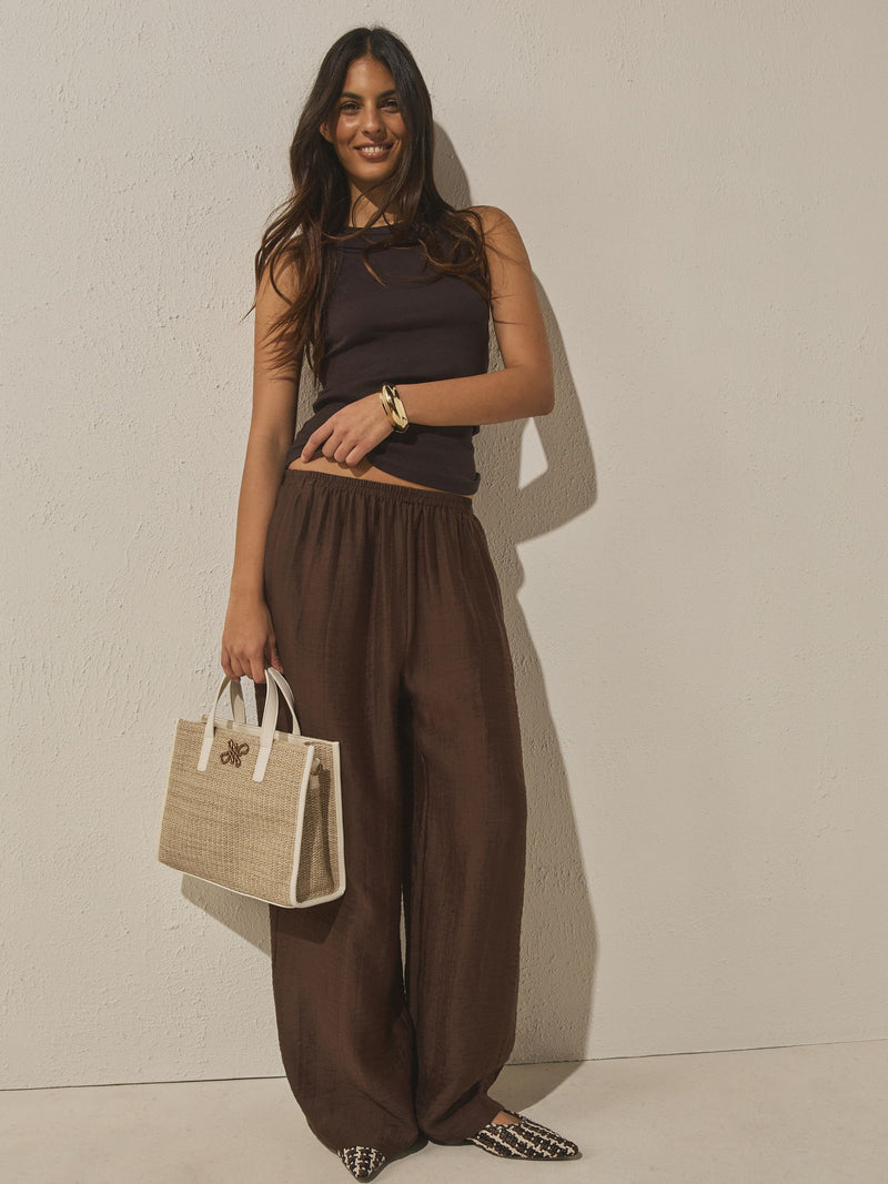 Raffia effect shoulder bag with recycled polyester lining (British brand)