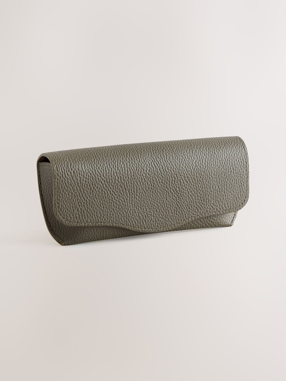 Olive green sunglasses case with magnetic closure - British product