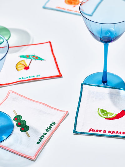 Neste Oliver Bonas Sett med 4 Multi Just a Splash Broderte Cocktailservietter- Kjøp online hos McGrocer