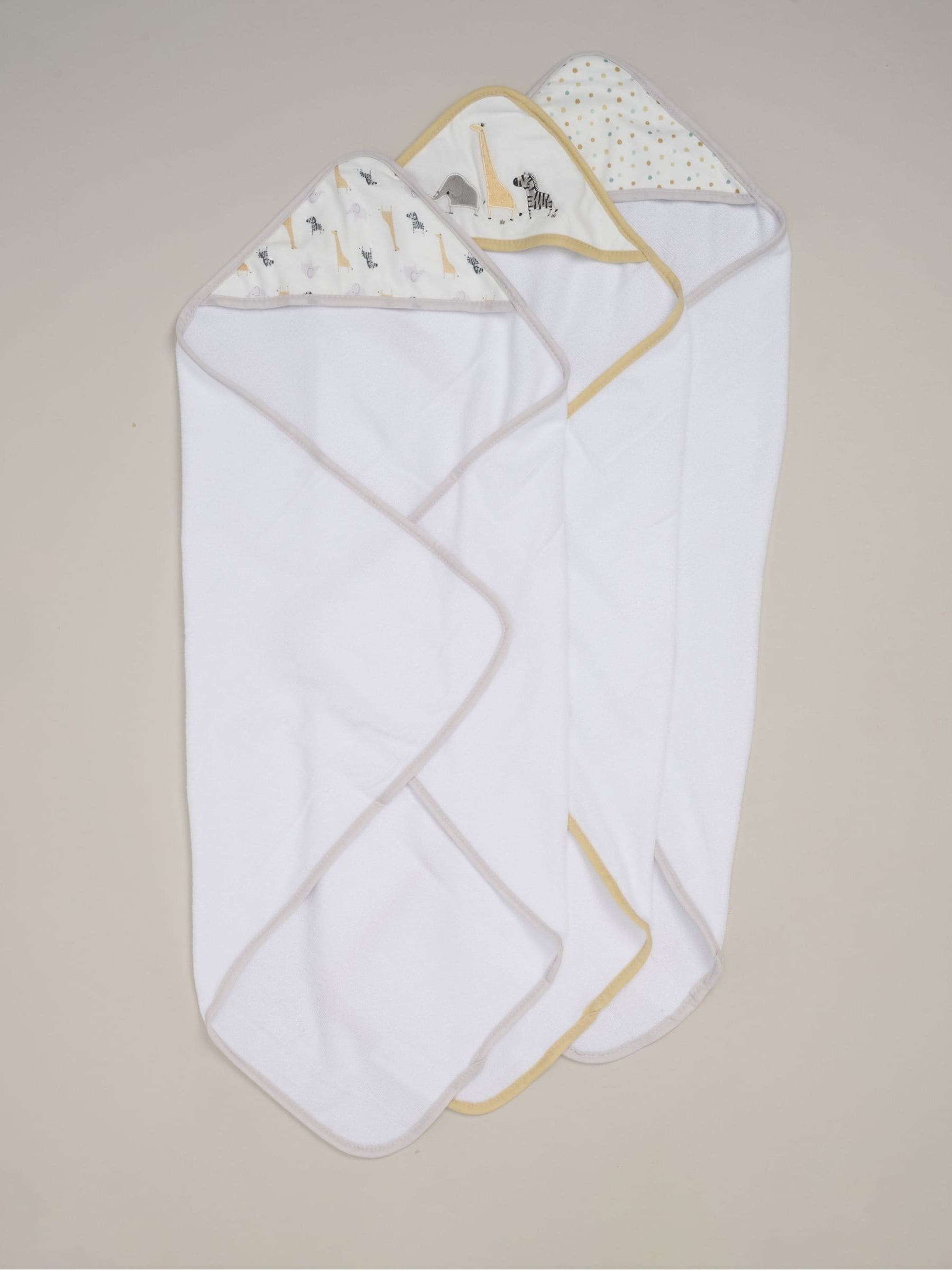 Snuggle Tots white hooded towels 3 pack (British brand)