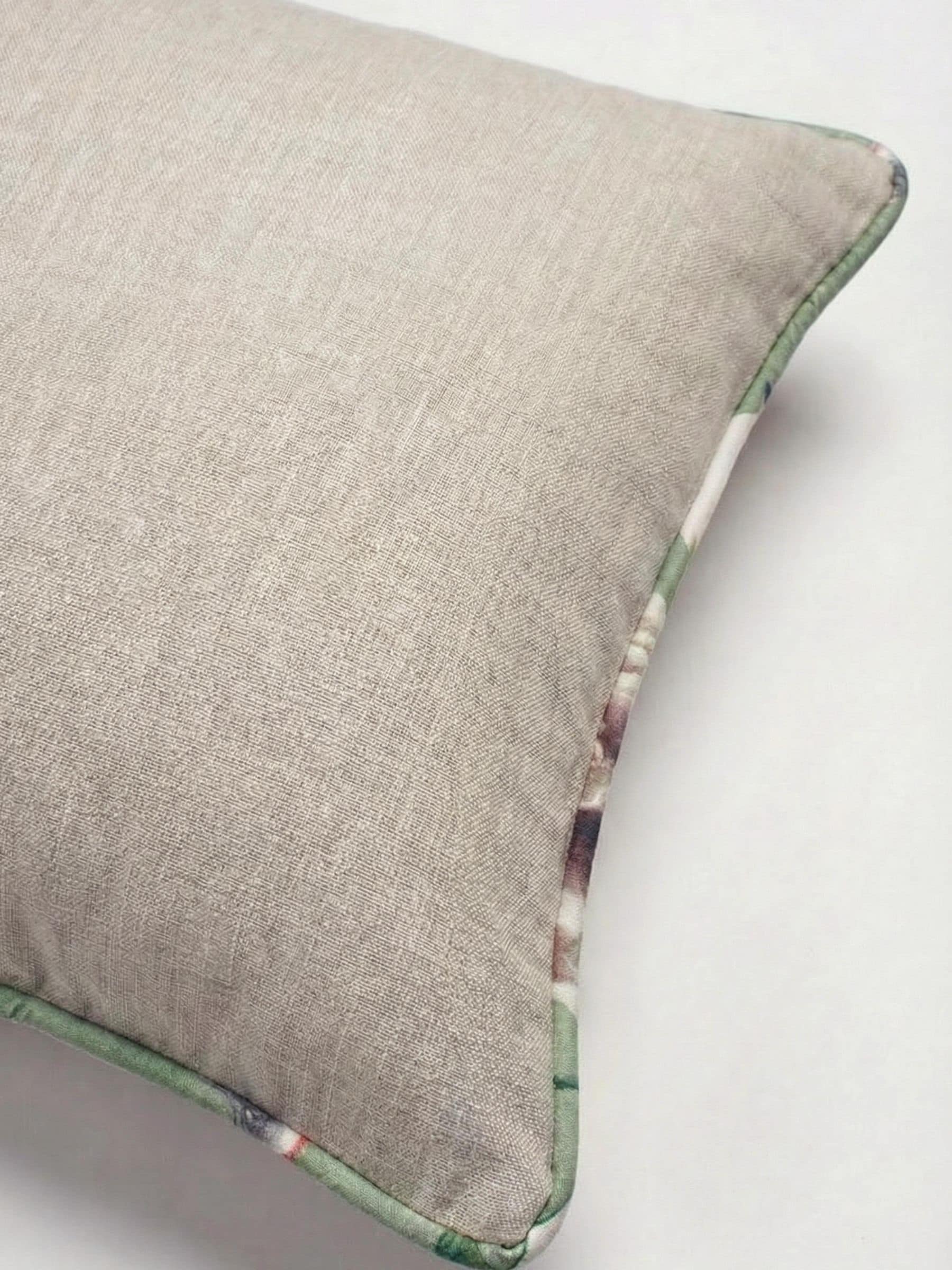 Esselle Home floral mineral cushion 50x50, imported from the UK