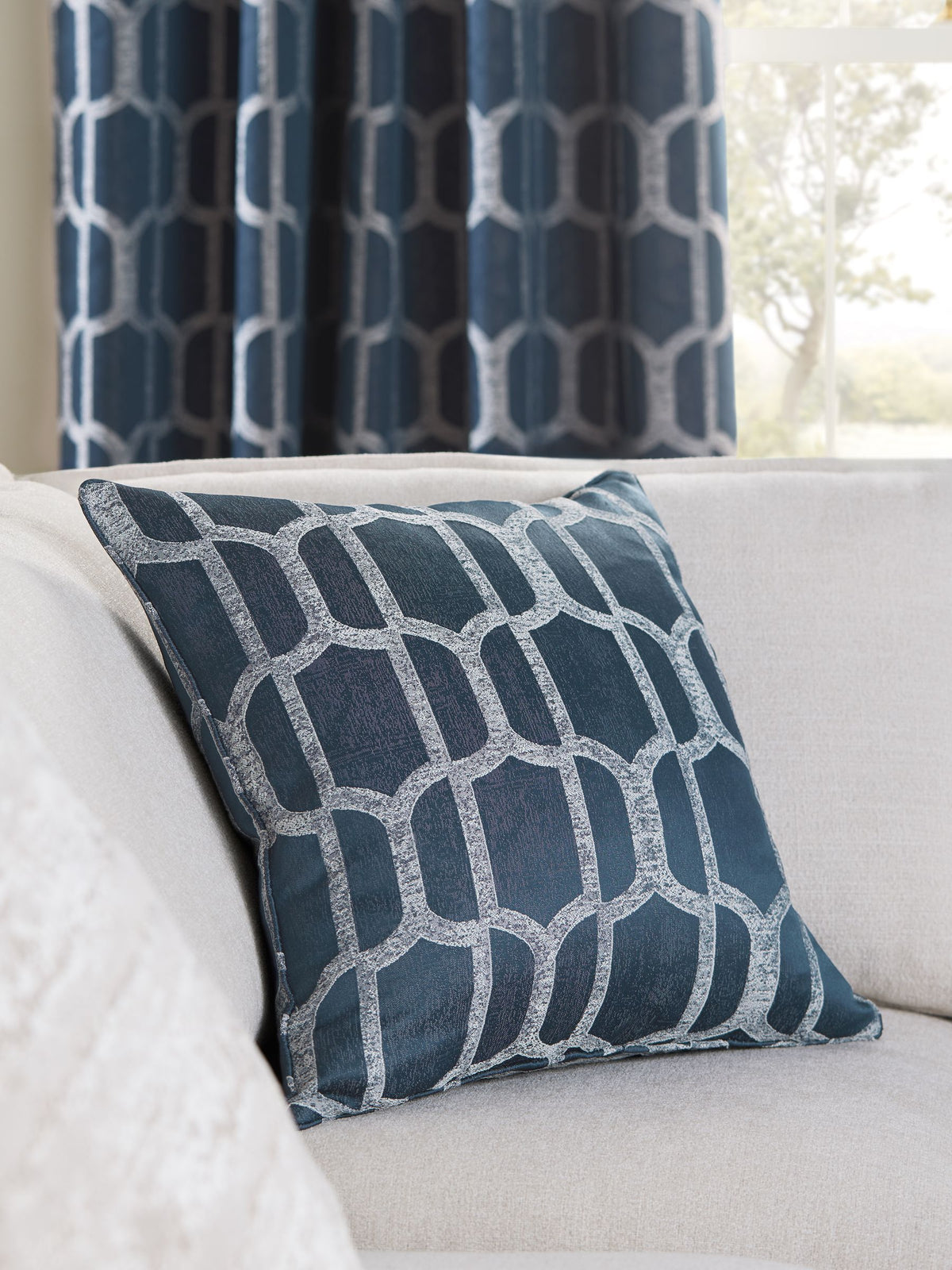 Natural Evie geometric jacquard cushion 50x50cm - British product
