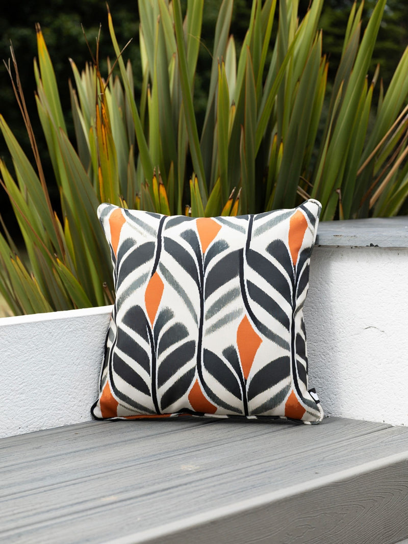 Extreme Lounging Tribal Leaf outdoor cushions 2 pack - British product