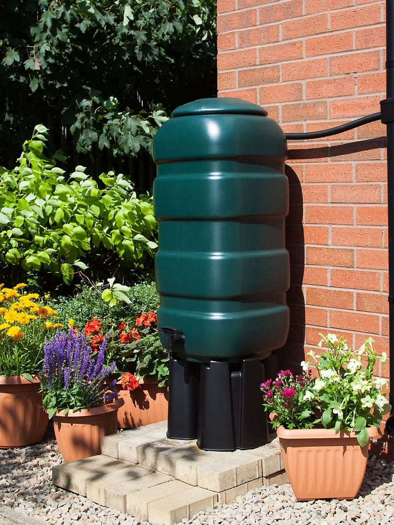 Whitefurze Green 100L water butt kit, imported from the UK