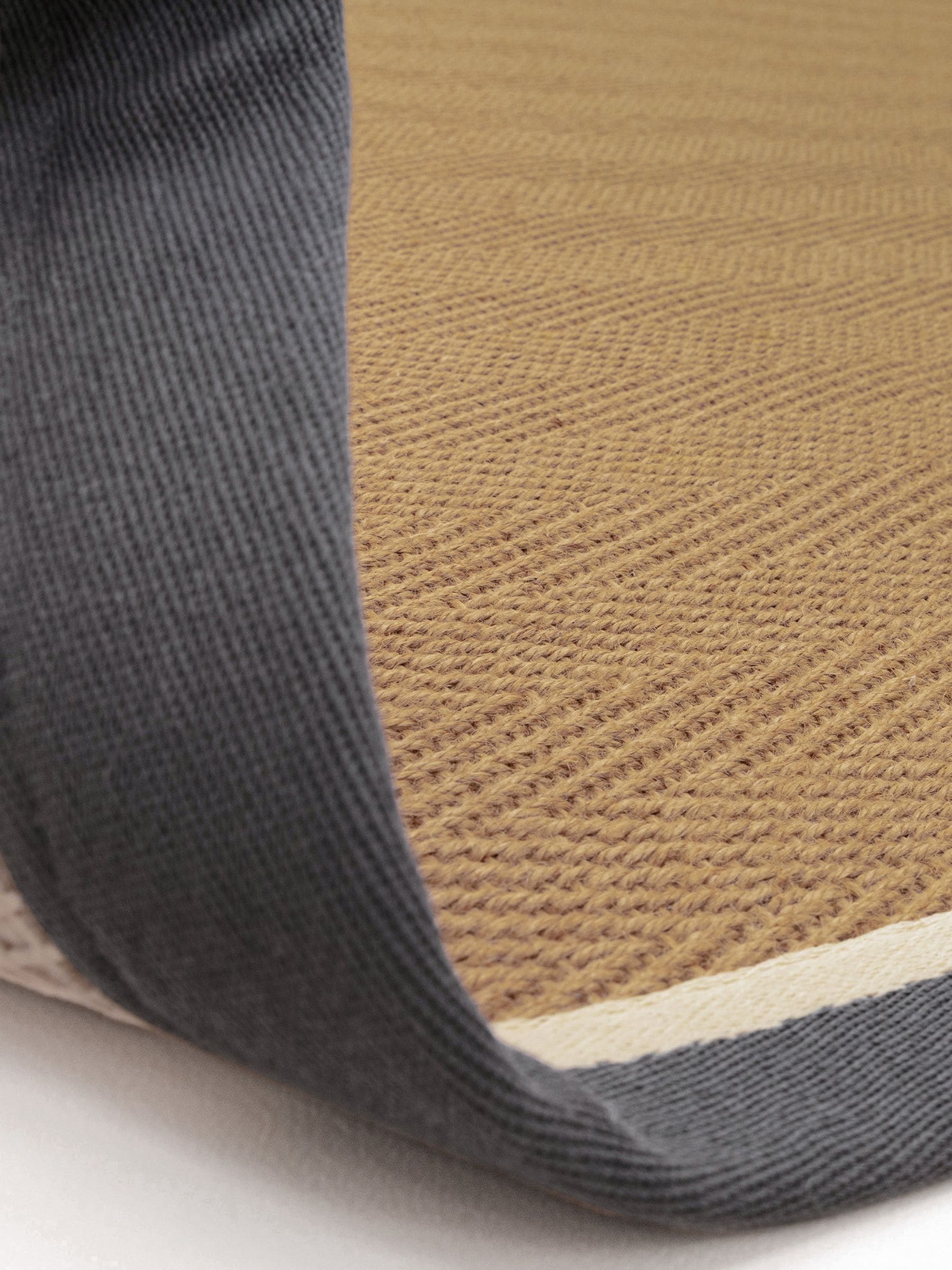 Asiatic Rugs herringbone runner Slate Cream Bordo - British product
