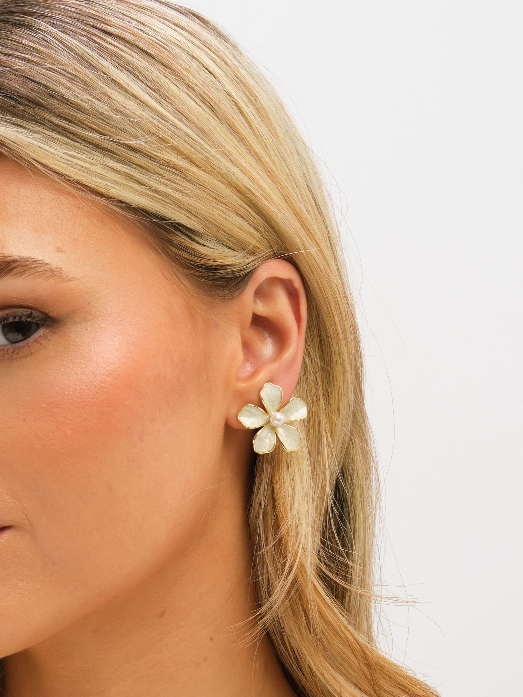 Jon Richard enamel flower clip earrings gold tone - British product