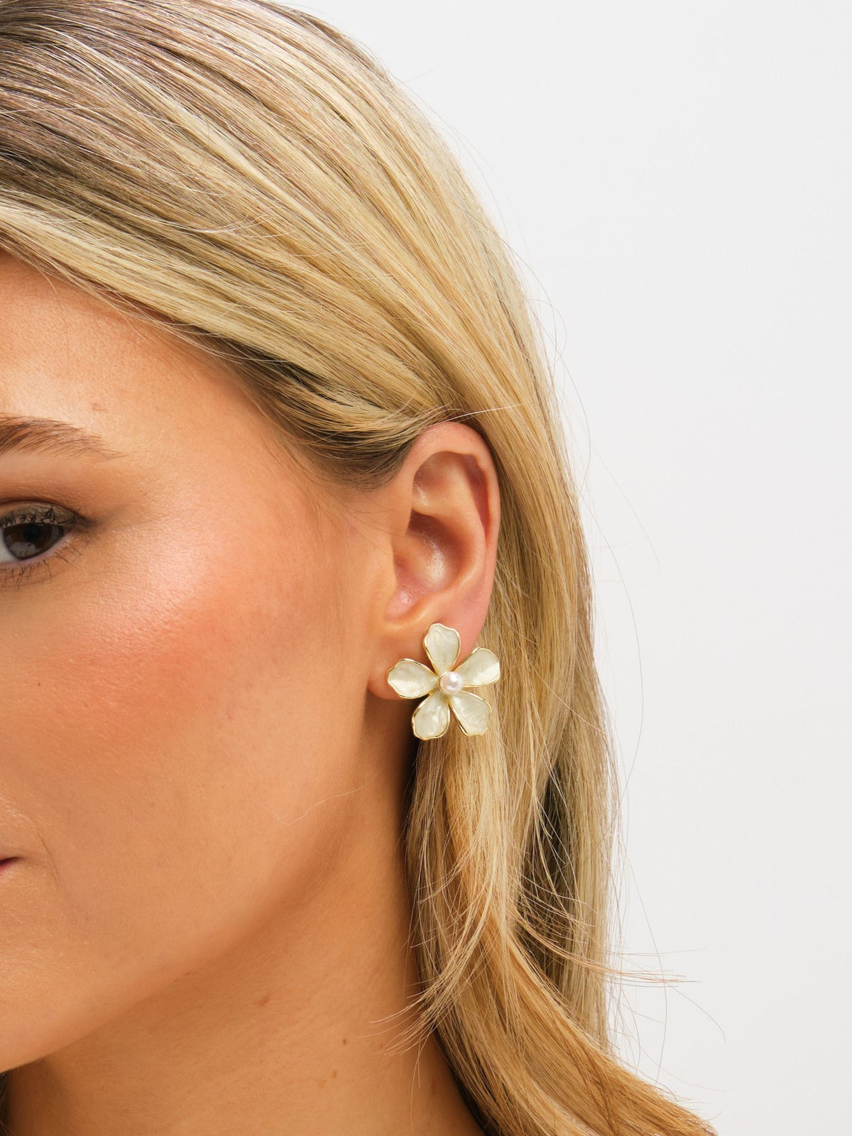 Jon Richard enamel flower clip earrings gold tone - British product