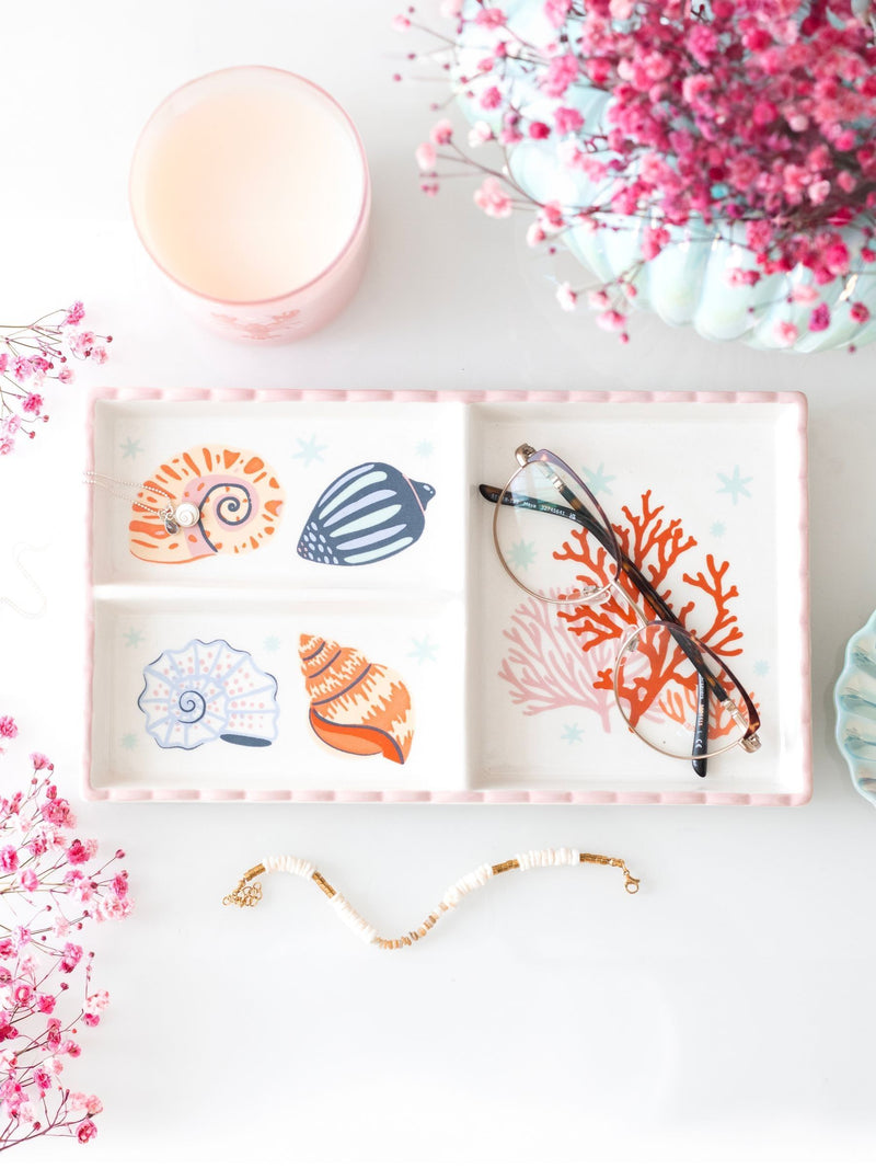 Something Different white shell coral trinket tray 25.5cm (British brand)